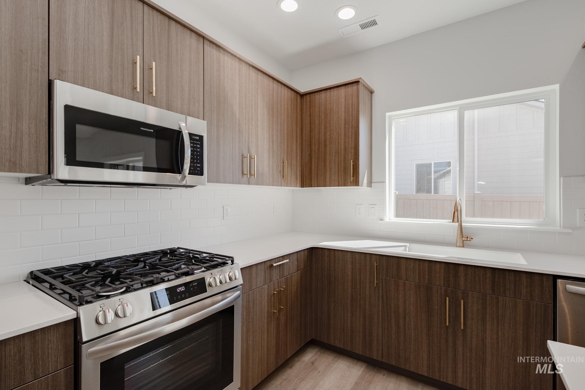 5058 E Open Canyon Dr, Nampa, Idaho 83687, 4 Bedrooms, 2 Bathrooms, Residential For Sale, Price $454,990,MLS 98972726