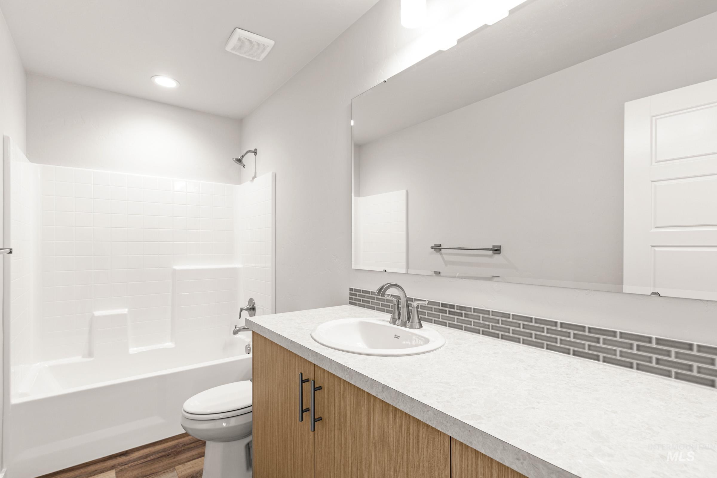 5072 E Open Canyon Dr, Nampa, Idaho 83687, 4 Bedrooms, 2.5 Bathrooms, Residential For Sale, Price $451,990,MLS 98972727