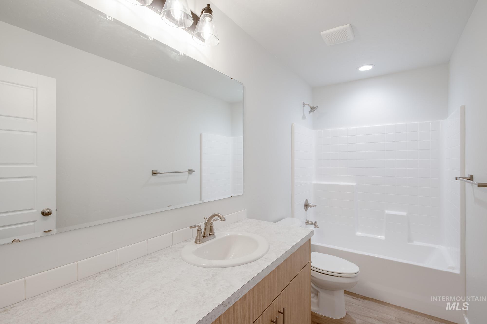 5072 E Open Canyon Dr, Nampa, Idaho 83687, 4 Bedrooms, 2.5 Bathrooms, Residential For Sale, Price $451,990,MLS 98972727