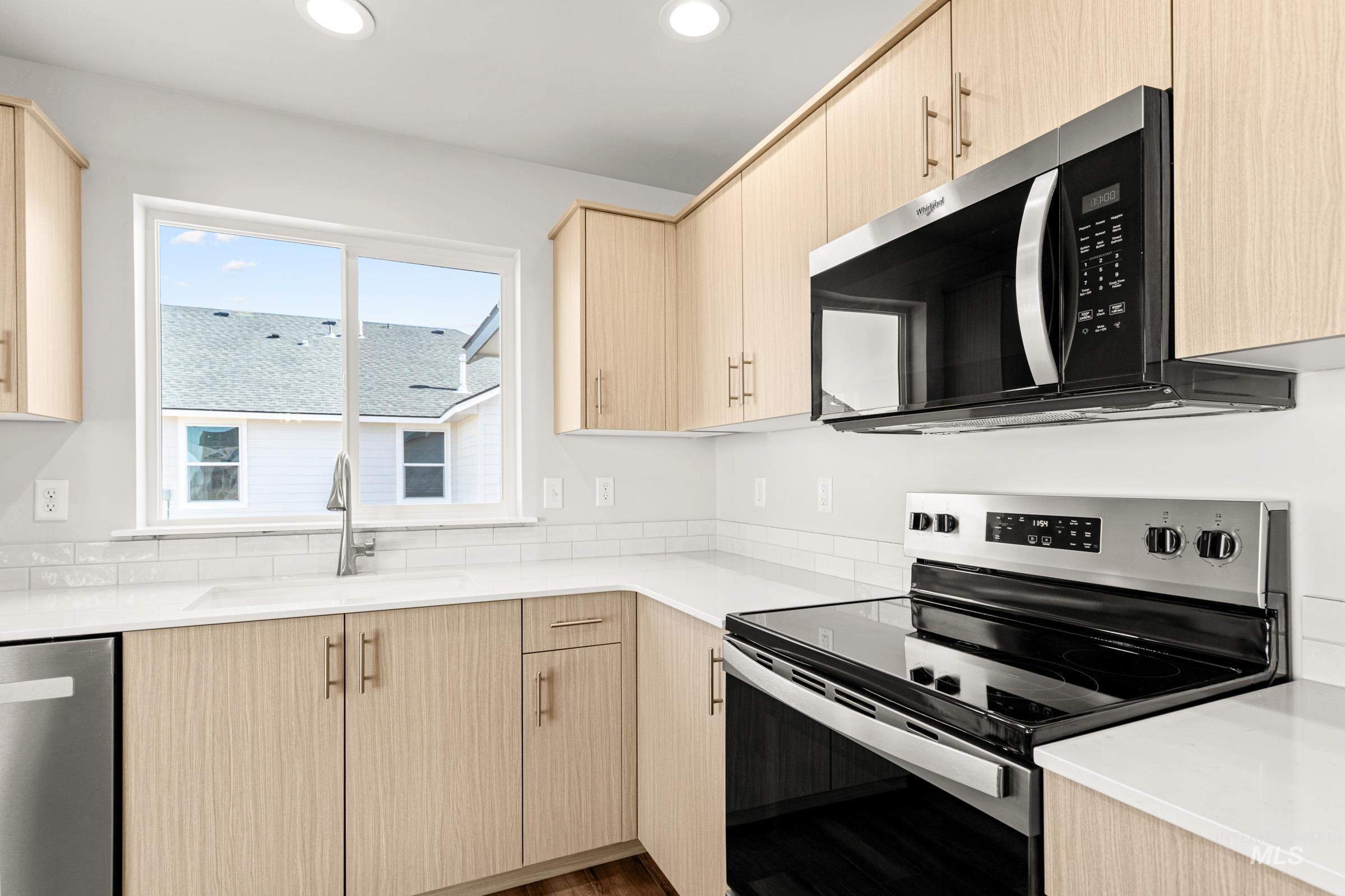 5072 E Open Canyon Dr, Nampa, Idaho 83687, 4 Bedrooms, 2.5 Bathrooms, Residential For Sale, Price $451,990,MLS 98972727