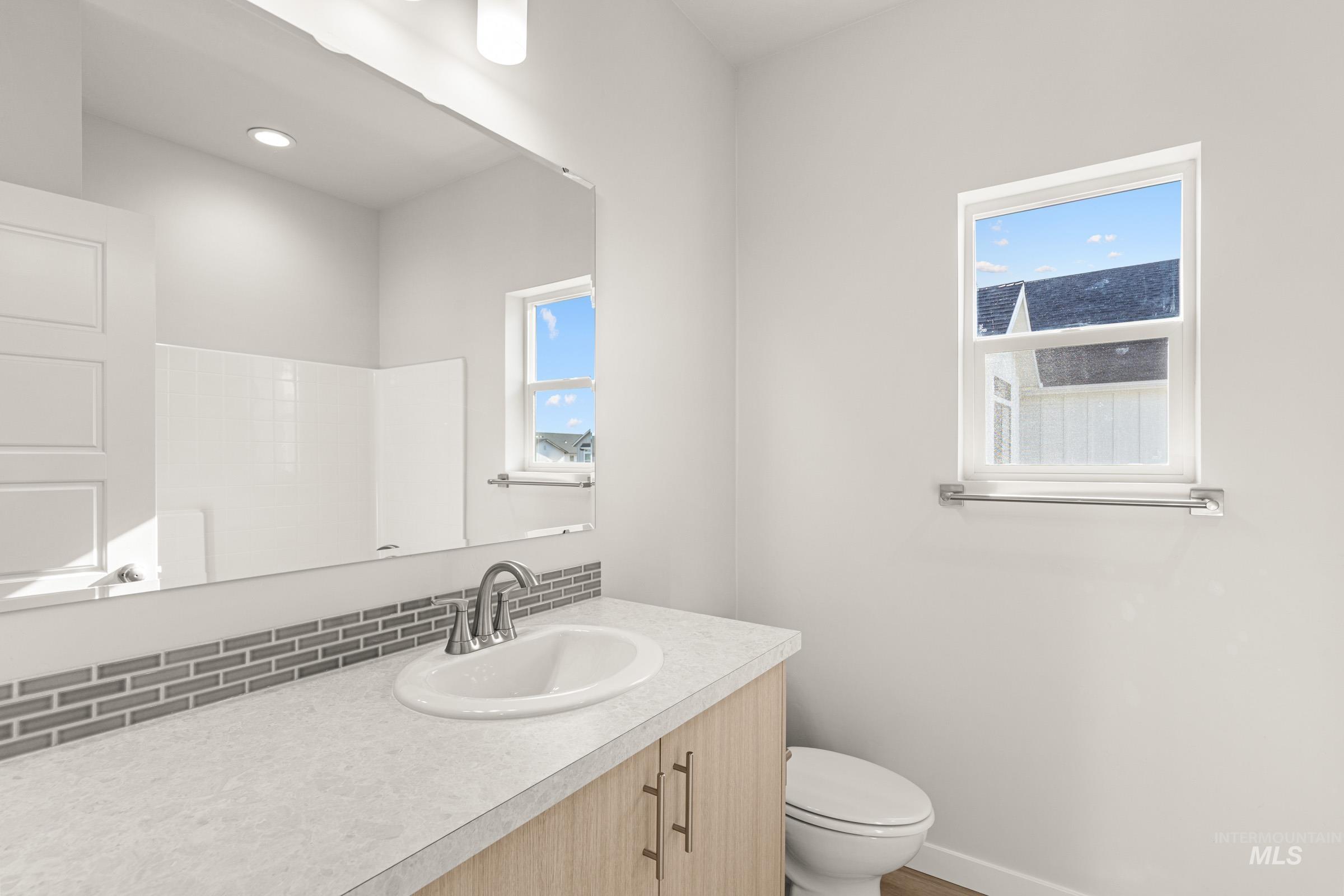 17606 N Boone Peak Ave, Nampa, Idaho 83687, 3 Bedrooms, 2 Bathrooms, Residential For Sale, Price $455,990,MLS 98972728