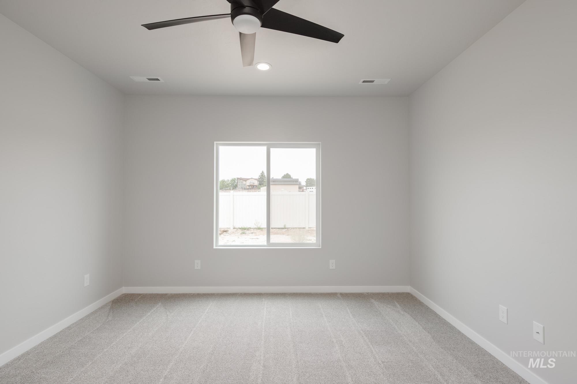 17606 N Boone Peak Ave, Nampa, Idaho 83687, 3 Bedrooms, 2 Bathrooms, Residential For Sale, Price $455,990,MLS 98972728