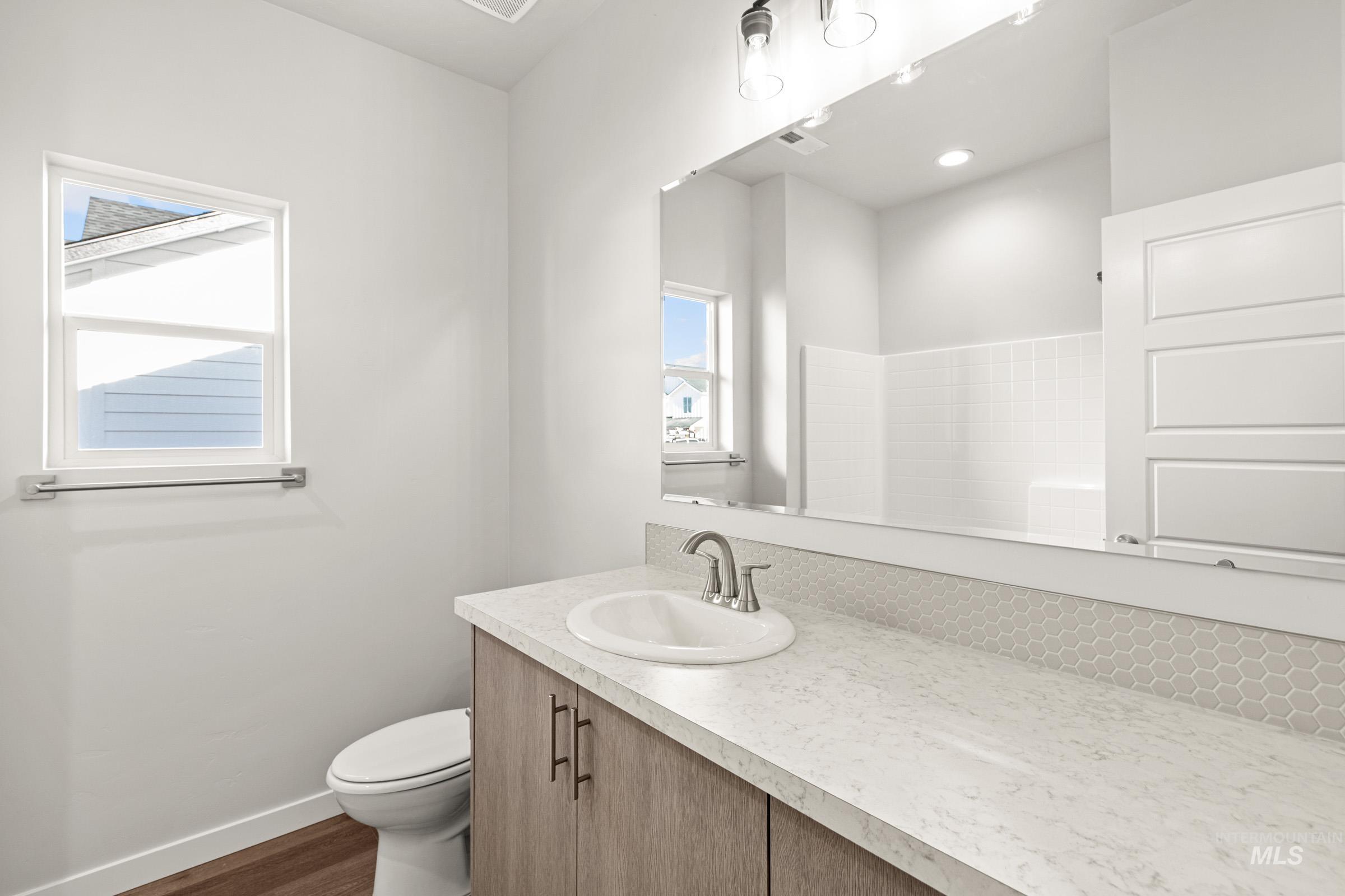 17620 N Boone Peak Ave, Nampa, Idaho 83687, 4 Bedrooms, 2 Bathrooms, Residential For Sale, Price $465,990,MLS 98972729