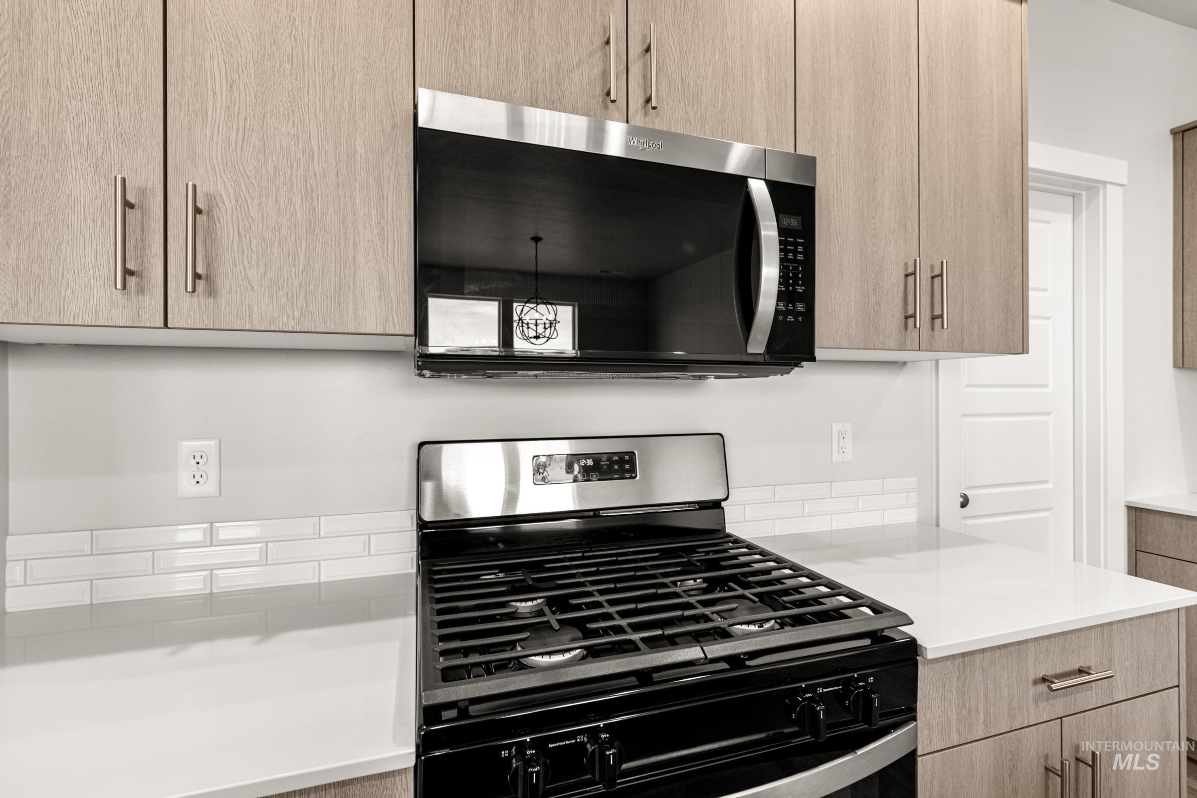 17620 N Boone Peak Ave, Nampa, Idaho 83687, 4 Bedrooms, 2 Bathrooms, Residential For Sale, Price $465,990,MLS 98972729