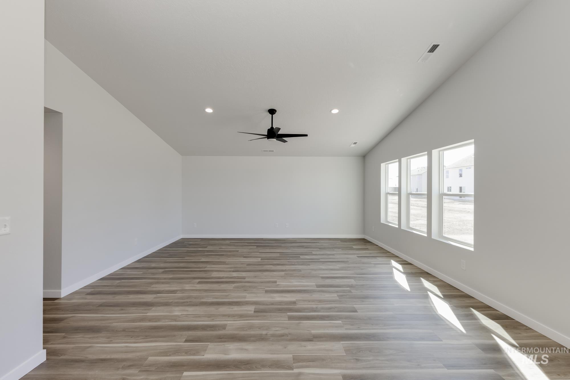 7154 E Shields Dr, Nampa, Idaho 83687, 4 Bedrooms, 2 Bathrooms, Residential For Sale, Price $449,990,MLS 98972730