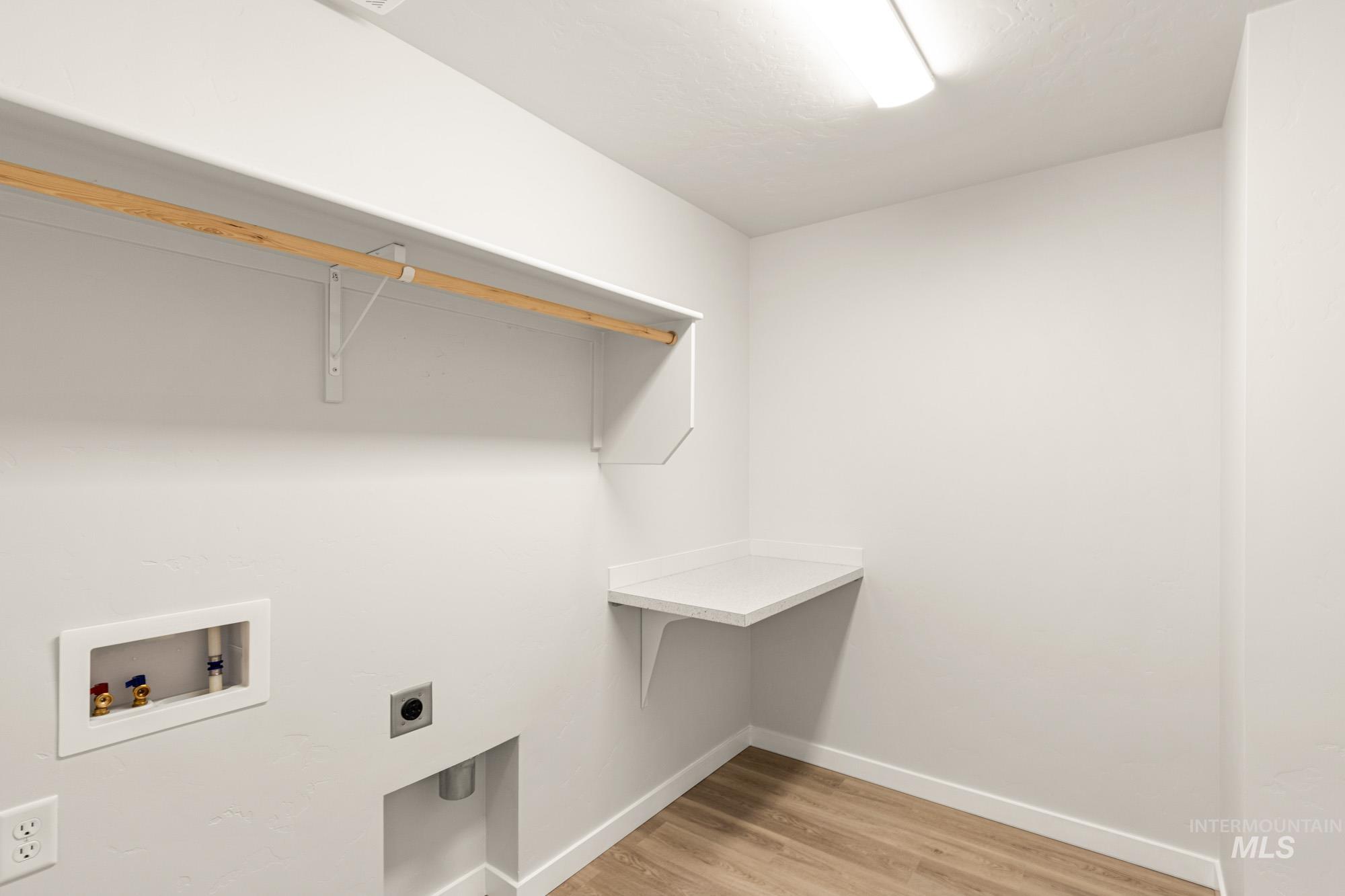 7142 E Shields Dr, Nampa, Idaho 83687, 4 Bedrooms, 2 Bathrooms, Residential For Sale, Price $464,990,MLS 98972731