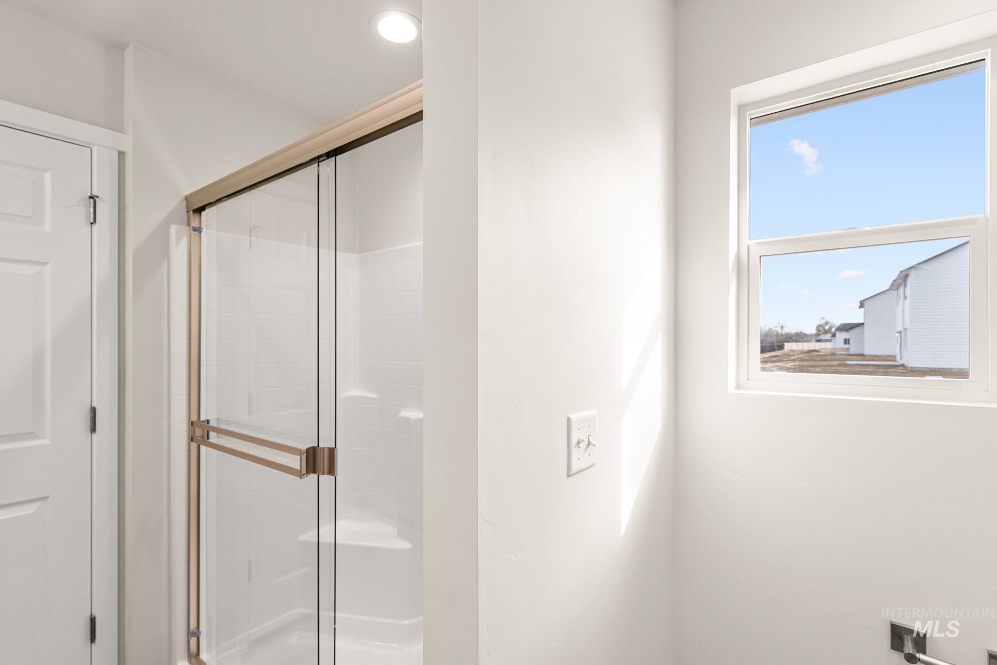 7142 E Shields Dr, Nampa, Idaho 83687, 4 Bedrooms, 2 Bathrooms, Residential For Sale, Price $464,990,MLS 98972731