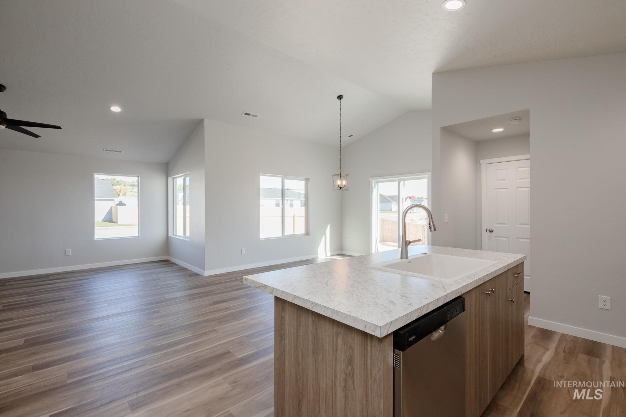 7142 E Shields Dr, Nampa, Idaho 83687, 4 Bedrooms, 2 Bathrooms, Residential For Sale, Price $464,990,MLS 98972731