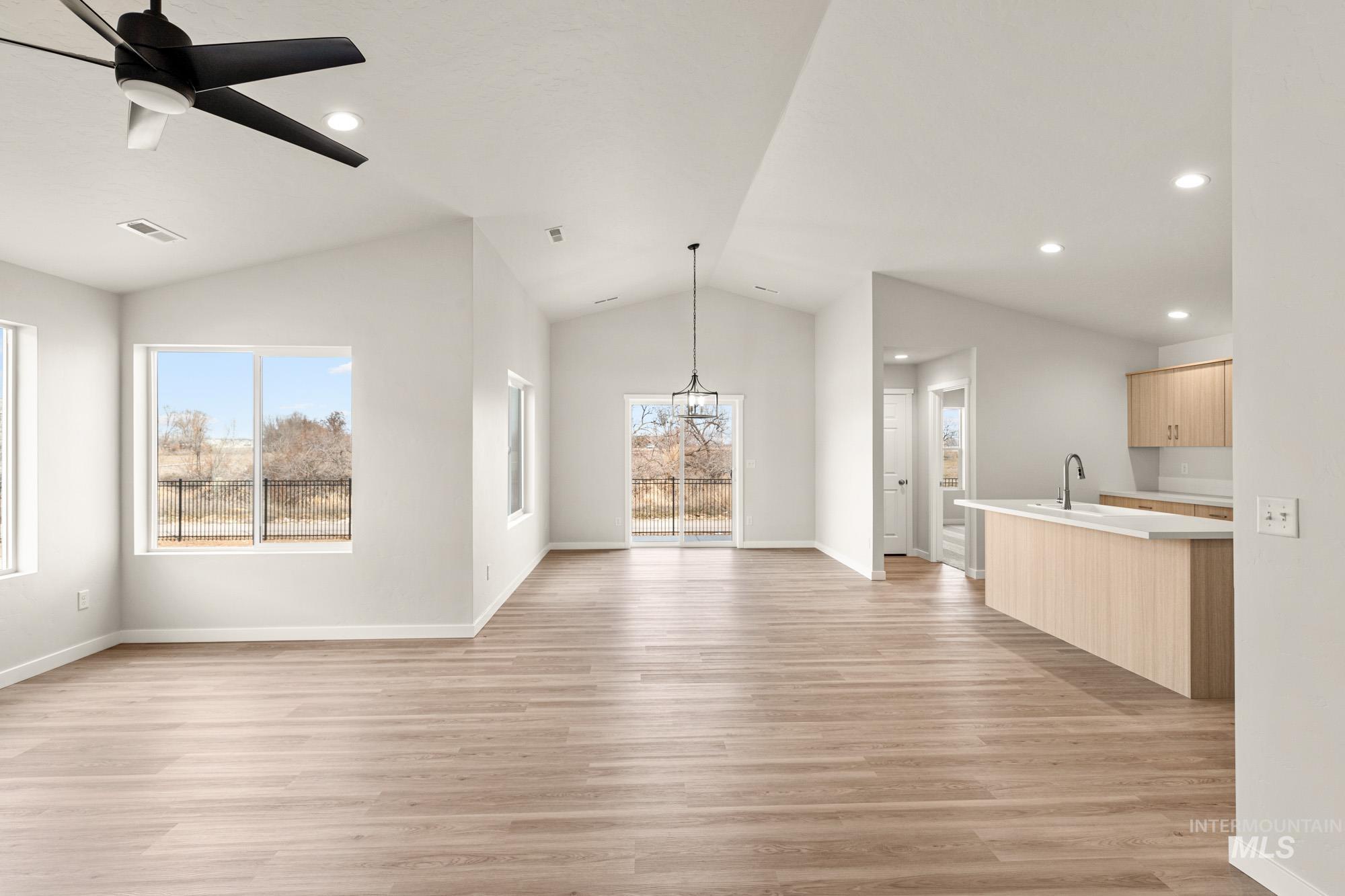 7142 E Shields Dr, Nampa, Idaho 83687, 4 Bedrooms, 2 Bathrooms, Residential For Sale, Price $464,990,MLS 98972731