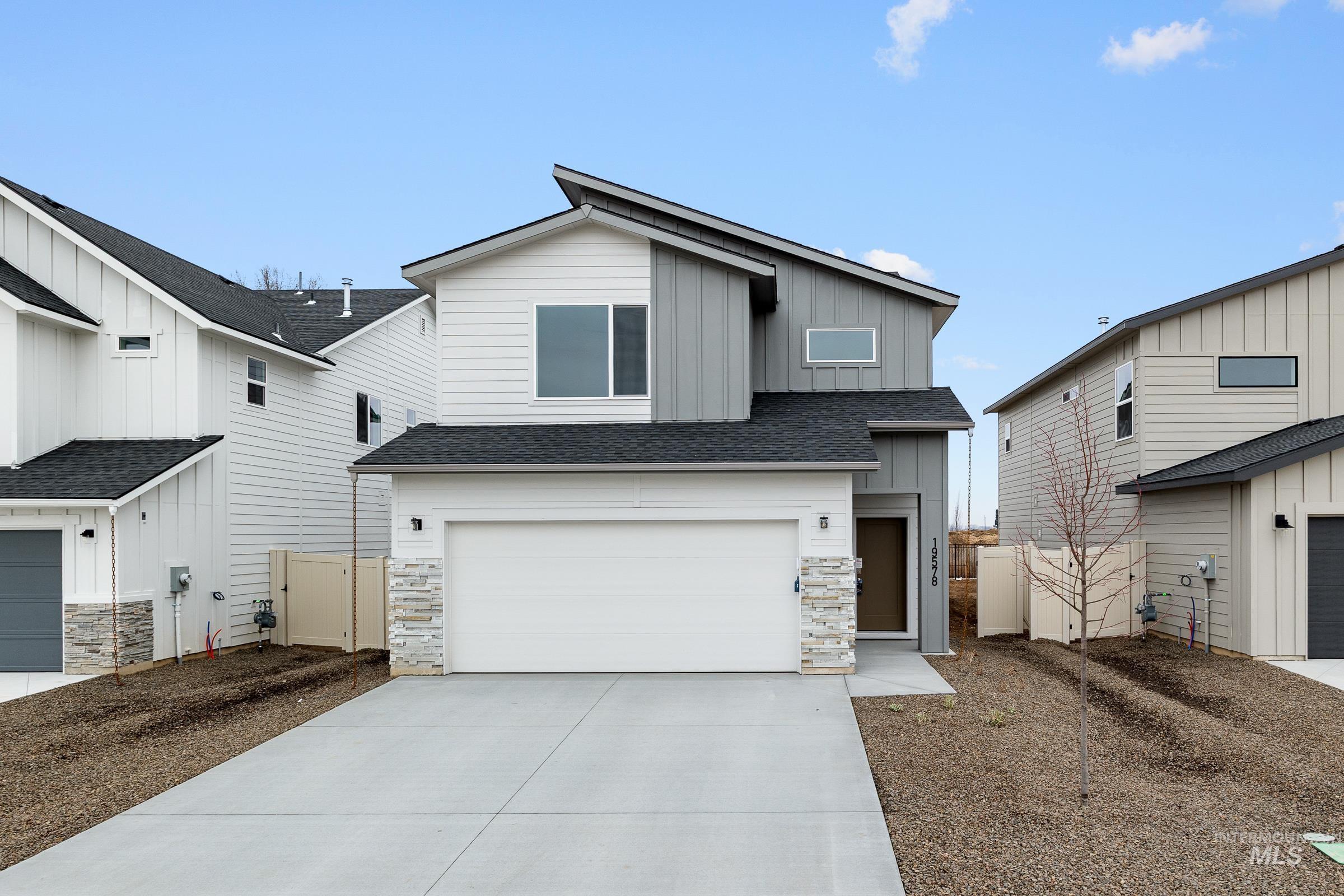 19578 Snowyside Way, Caldwell, Idaho 83605, 3 Bedrooms, 2.5 Bathrooms, Residential For Sale, Price $419,990,MLS 98972733