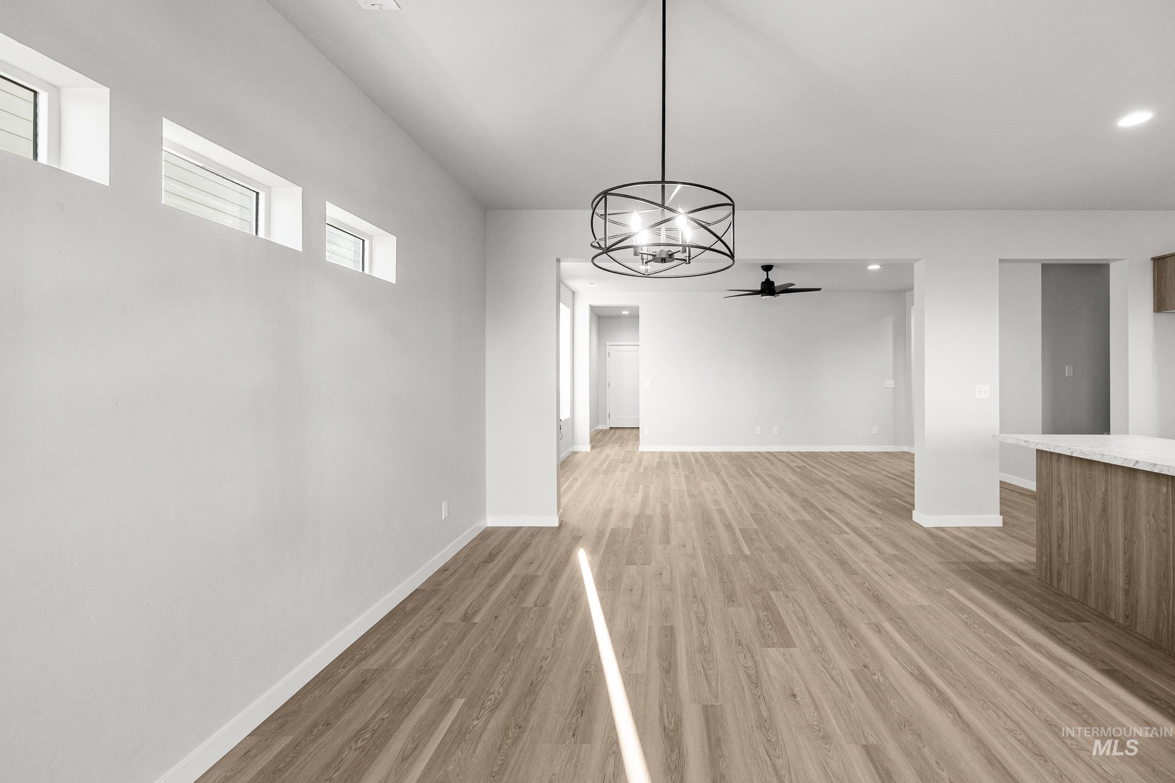 19578 Snowyside Way, Caldwell, Idaho 83605, 3 Bedrooms, 2.5 Bathrooms, Residential For Sale, Price $419,990,MLS 98972733