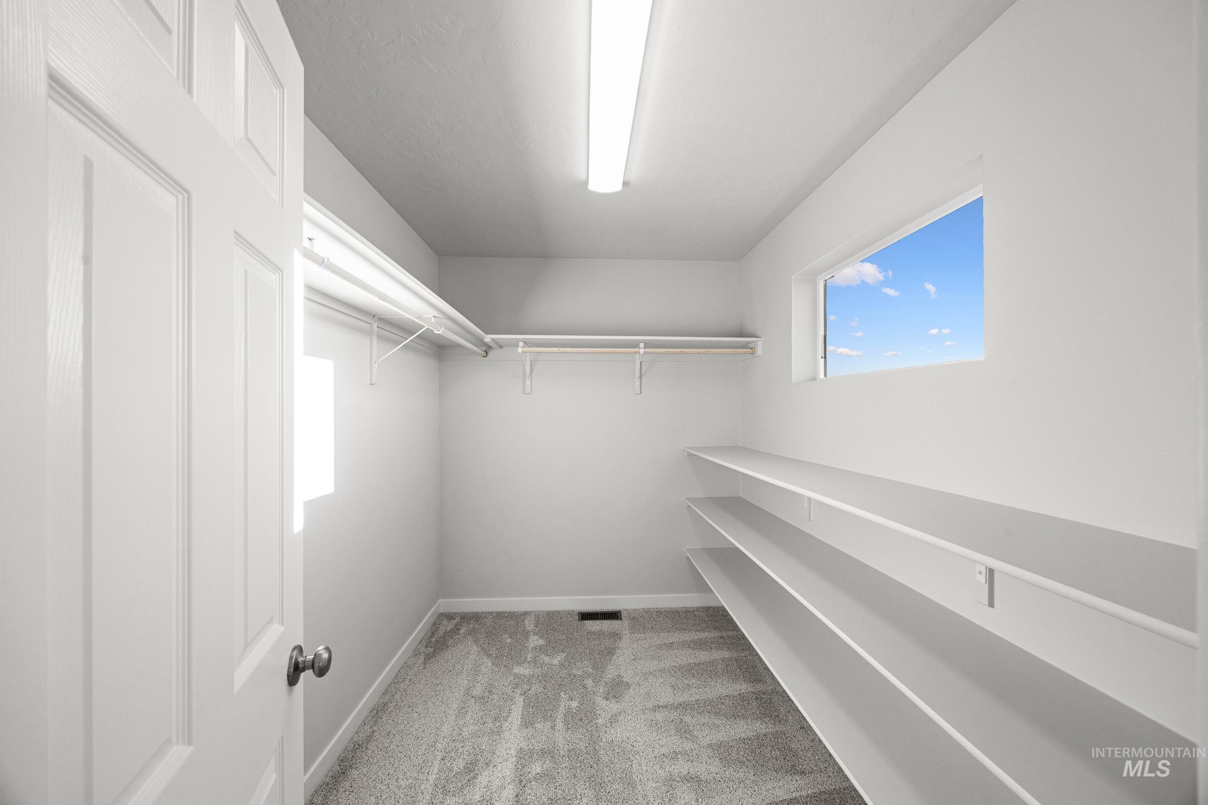 19578 Snowyside Way, Caldwell, Idaho 83605, 3 Bedrooms, 2.5 Bathrooms, Residential For Sale, Price $419,990,MLS 98972733