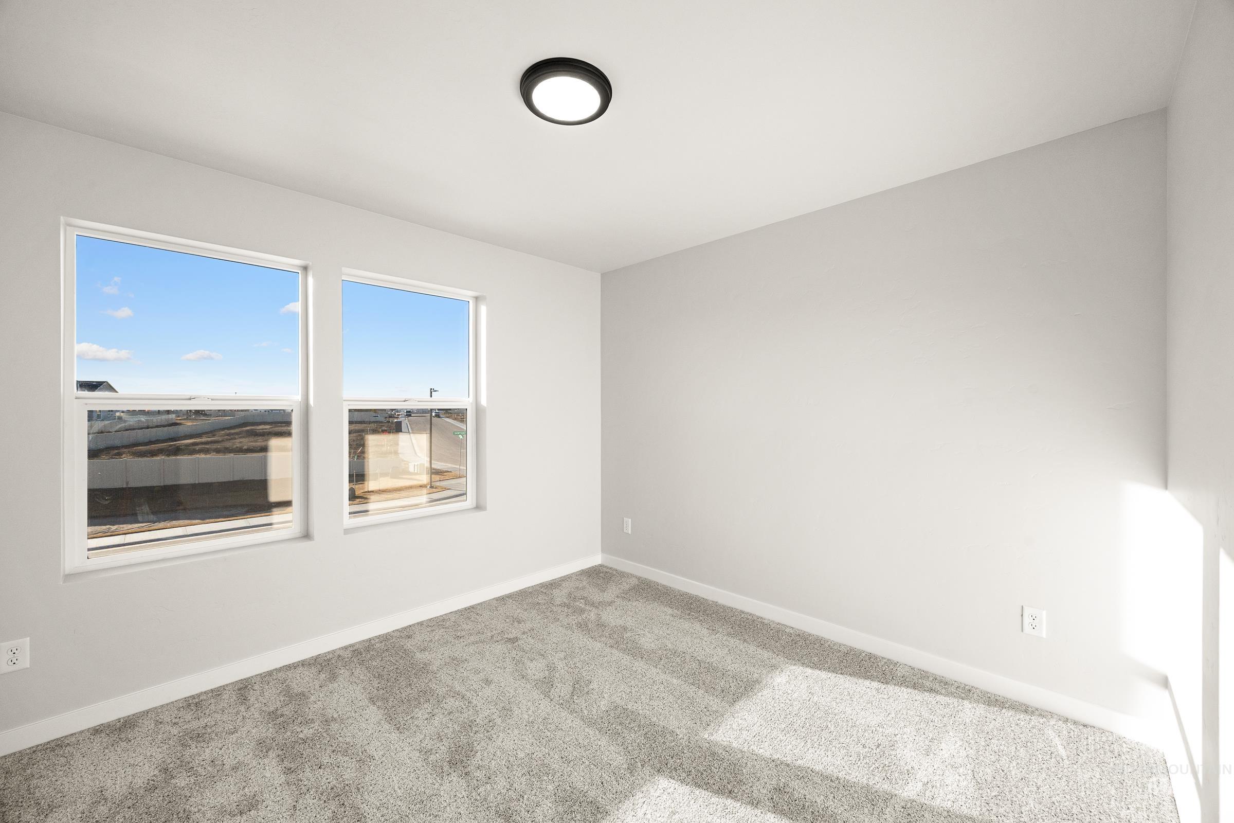 19584 Snowyside Way, Caldwell, Idaho 83605, 4 Bedrooms, 2.5 Bathrooms, Residential For Sale, Price $444,990,MLS 98972734