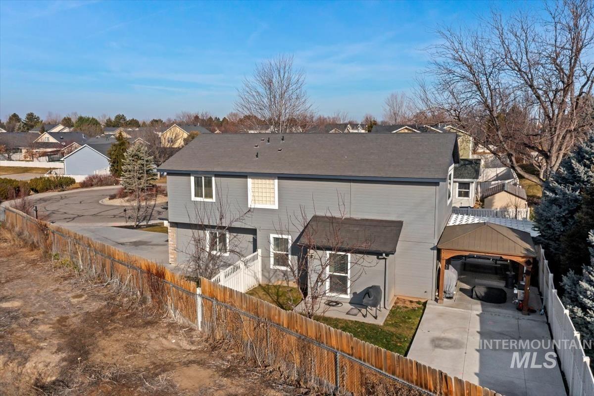 864 N Britt Pl, Meridian, Idaho 83642, 3 Bedrooms, 2.5 Bathrooms, Residential For Sale, Price $469,900,MLS 98972736