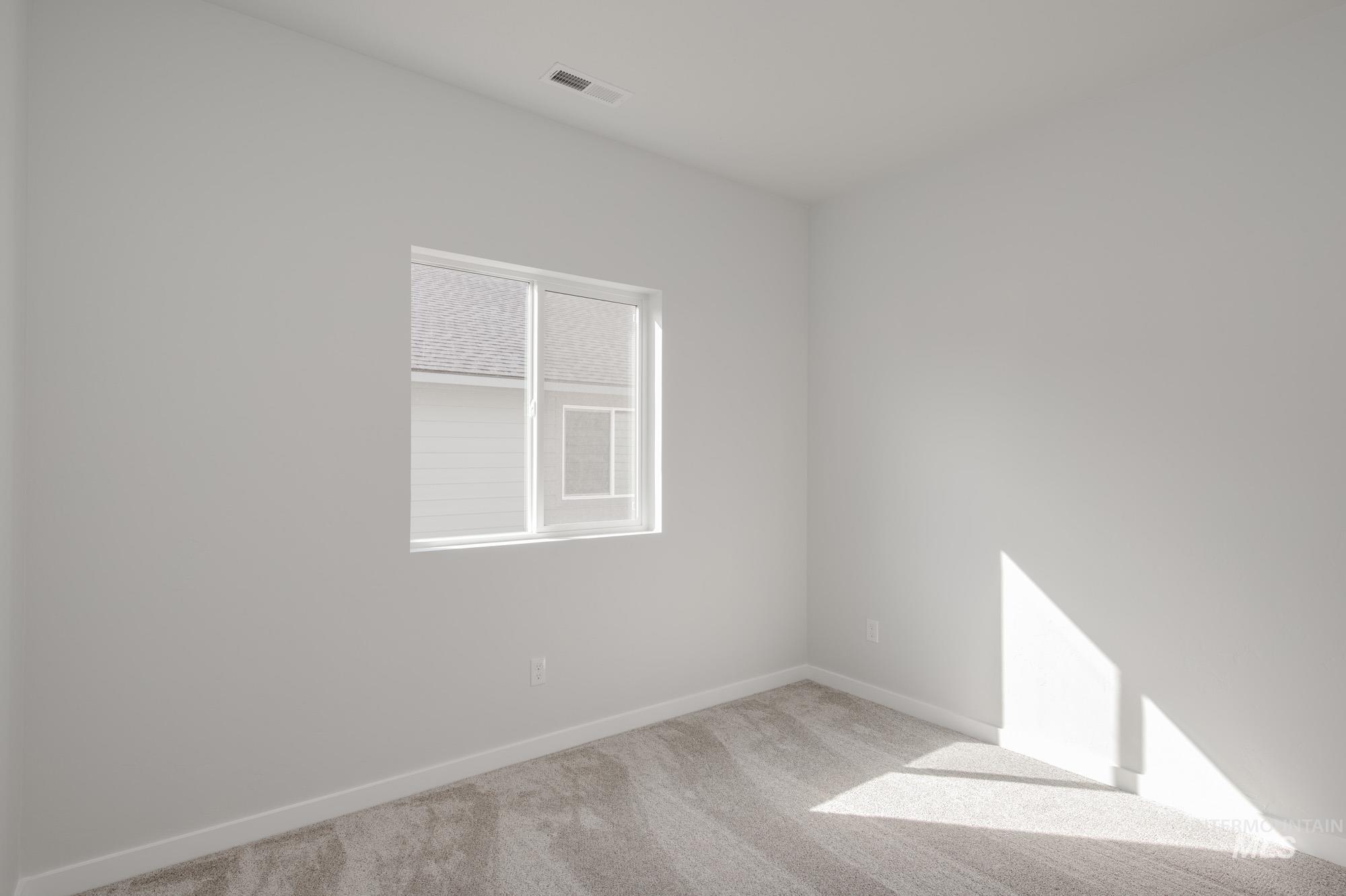 5471 S Bittercreek Ave, Meridian, Idaho 83642, 3 Bedrooms, 2 Bathrooms, Residential For Sale, Price $463,990,MLS 98972738