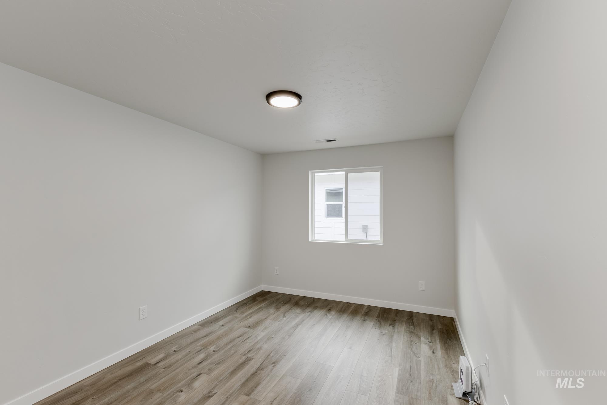 3154 E Mossy Creek Dr, Kuna, Idaho 83634, 3 Bedrooms, 2 Bathrooms, Residential For Sale, Price $415,990,MLS 98972740