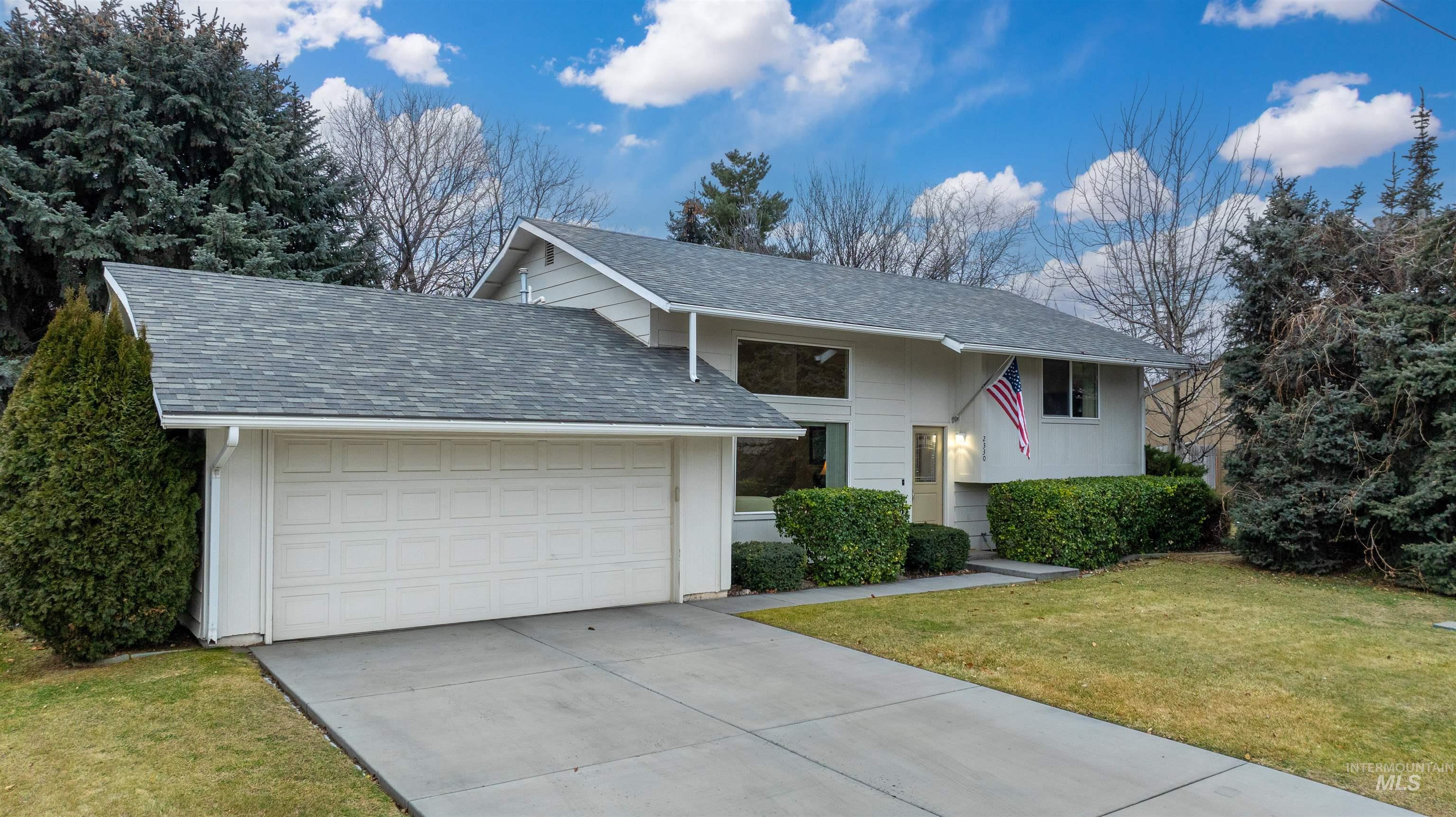 2330 Filer Ave East, Twin Falls, Idaho 83301, 4 Bedrooms, 2 Bathrooms, Residential For Sale, Price $324,900,MLS 98972741