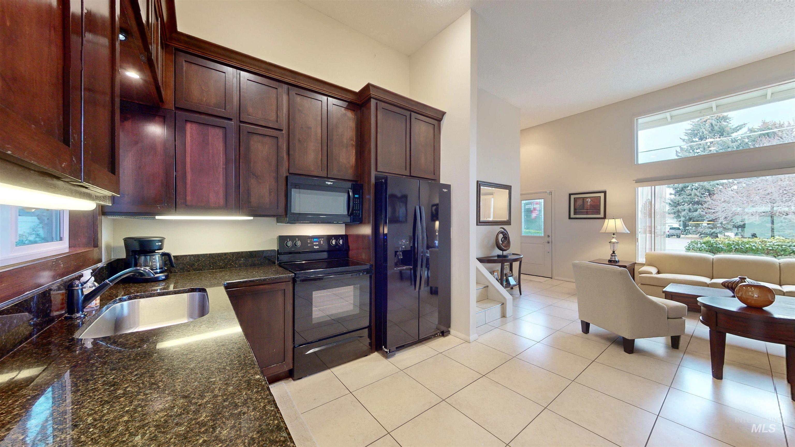 2330 Filer Ave East, Twin Falls, Idaho 83301, 4 Bedrooms, 2 Bathrooms, Residential For Sale, Price $324,900,MLS 98972741