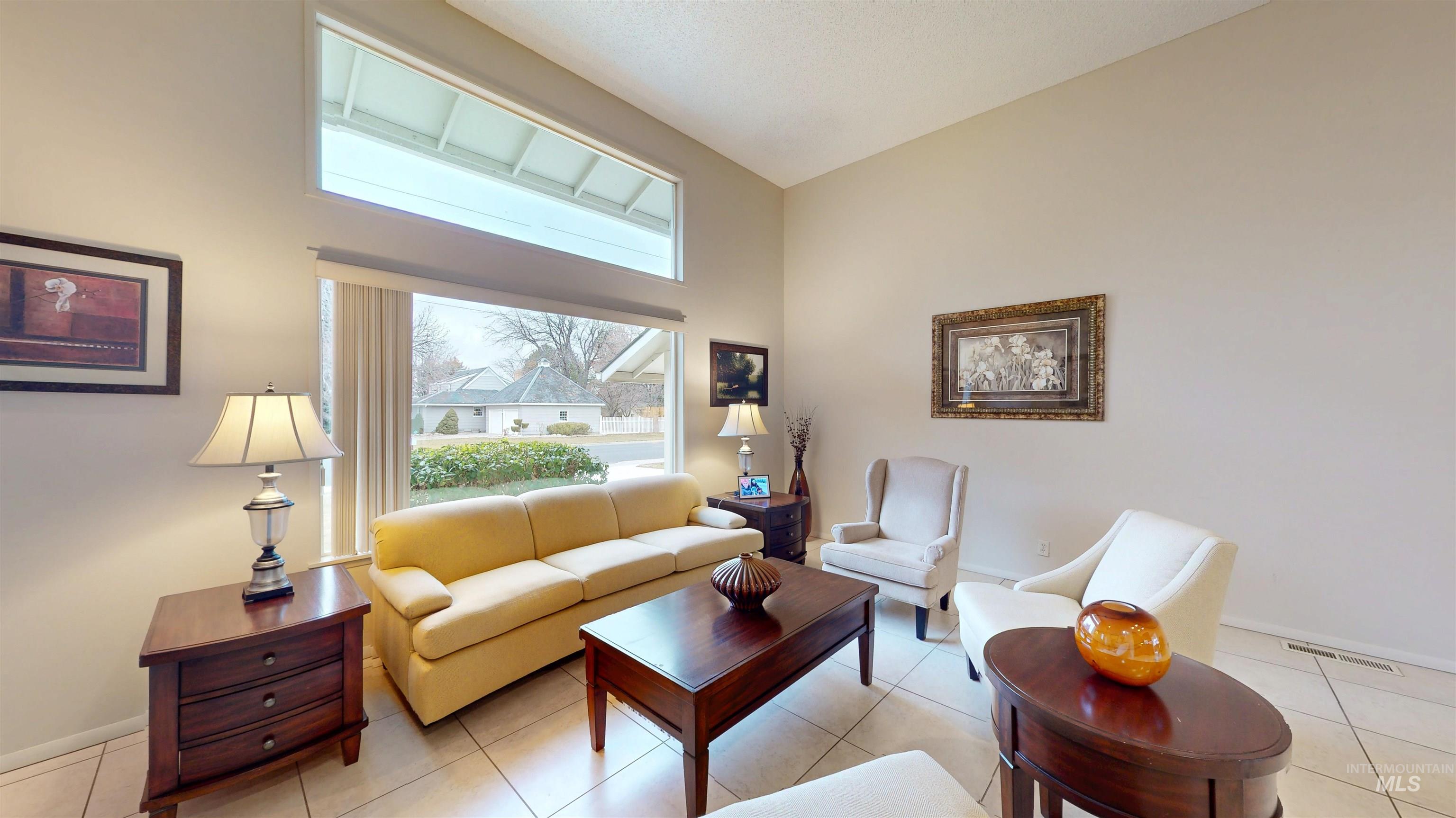 2330 Filer Ave East, Twin Falls, Idaho 83301, 4 Bedrooms, 2 Bathrooms, Residential For Sale, Price $324,900,MLS 98972741