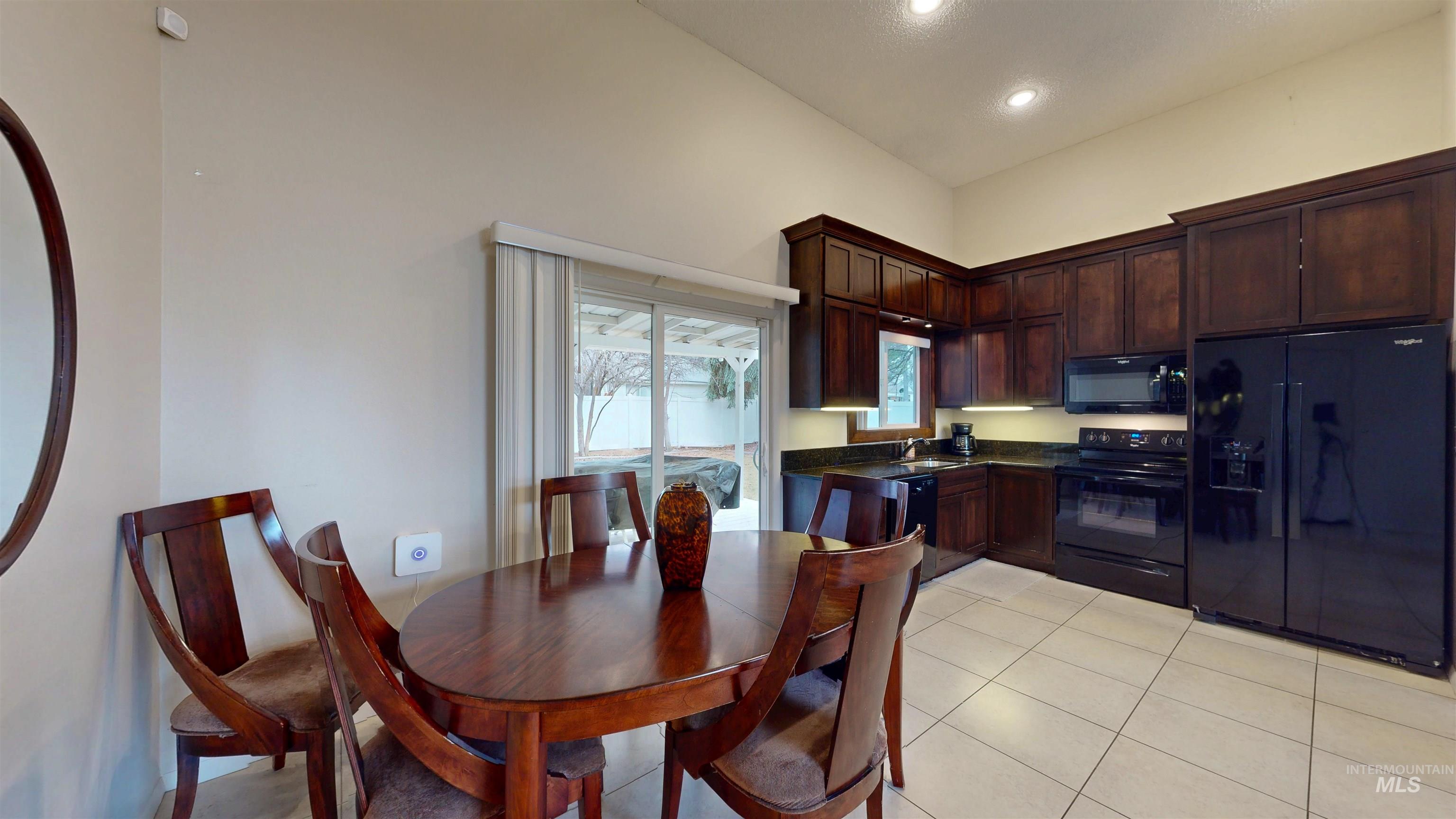 2330 Filer Ave East, Twin Falls, Idaho 83301, 4 Bedrooms, 2 Bathrooms, Residential For Sale, Price $324,900,MLS 98972741