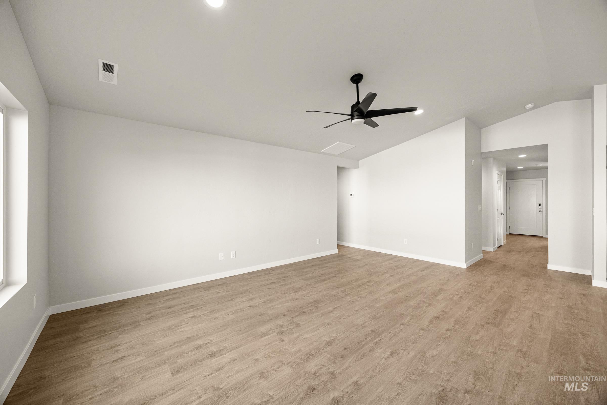 1832 W Unforgettable St, Meridian, Idaho 83642, 3 Bedrooms, 2 Bathrooms, Residential For Sale, Price $414,990,MLS 98972743