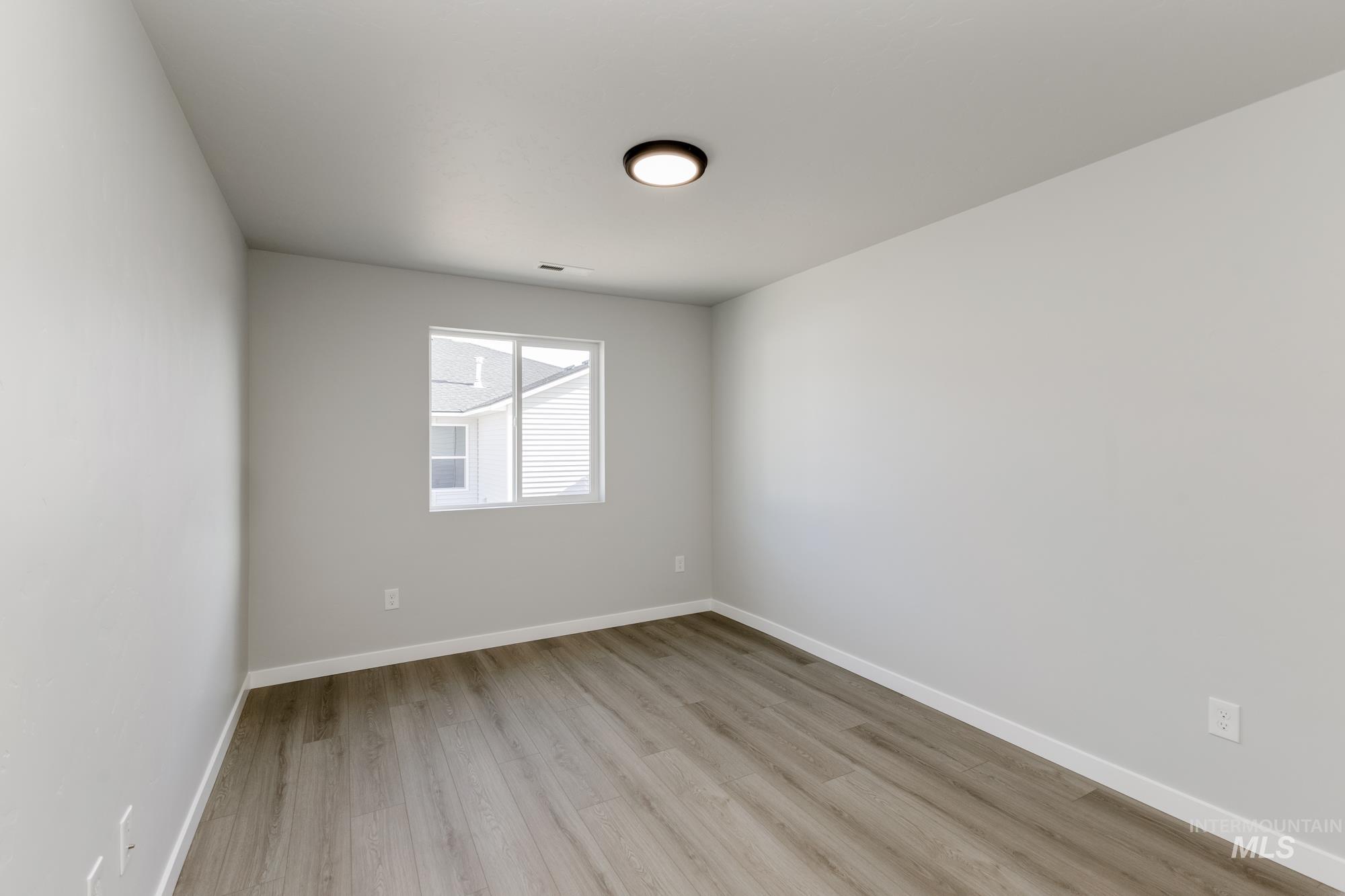 1804 W Unforgettable St, Meridian, Idaho 83642, 3 Bedrooms, 2 Bathrooms, Residential For Sale, Price $424,990,MLS 98972744