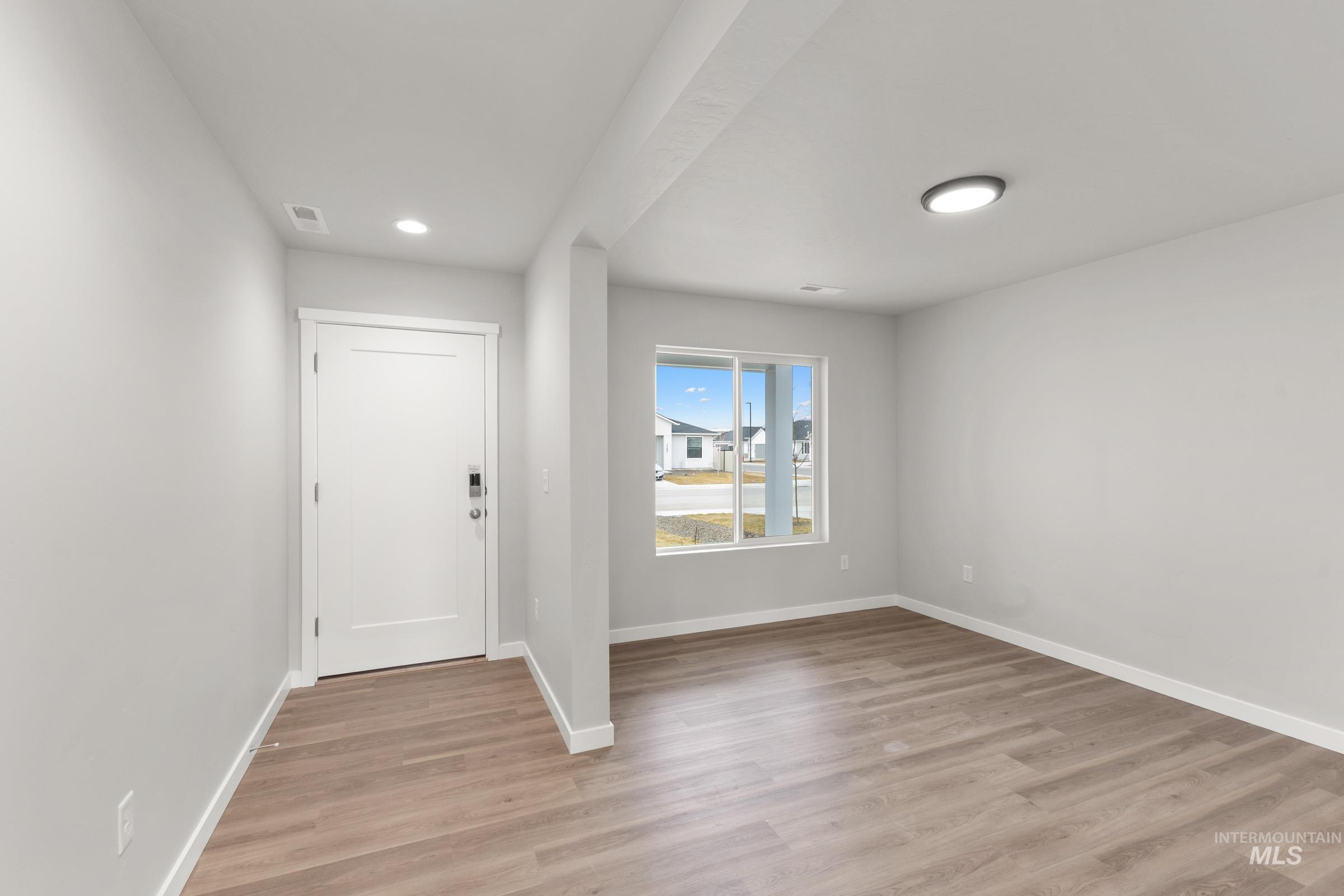 7278 S Bungalow Ave, Meridian, Idaho 83642, 4 Bedrooms, 2.5 Bathrooms, Residential For Sale, Price $457,990,MLS 98972745