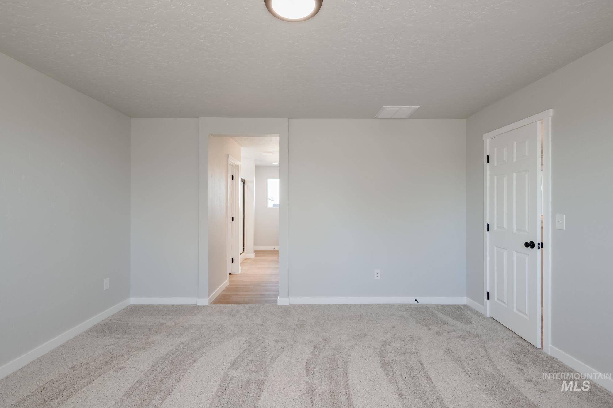 7278 S Bungalow Ave, Meridian, Idaho 83642, 4 Bedrooms, 2.5 Bathrooms, Residential For Sale, Price $457,990,MLS 98972745