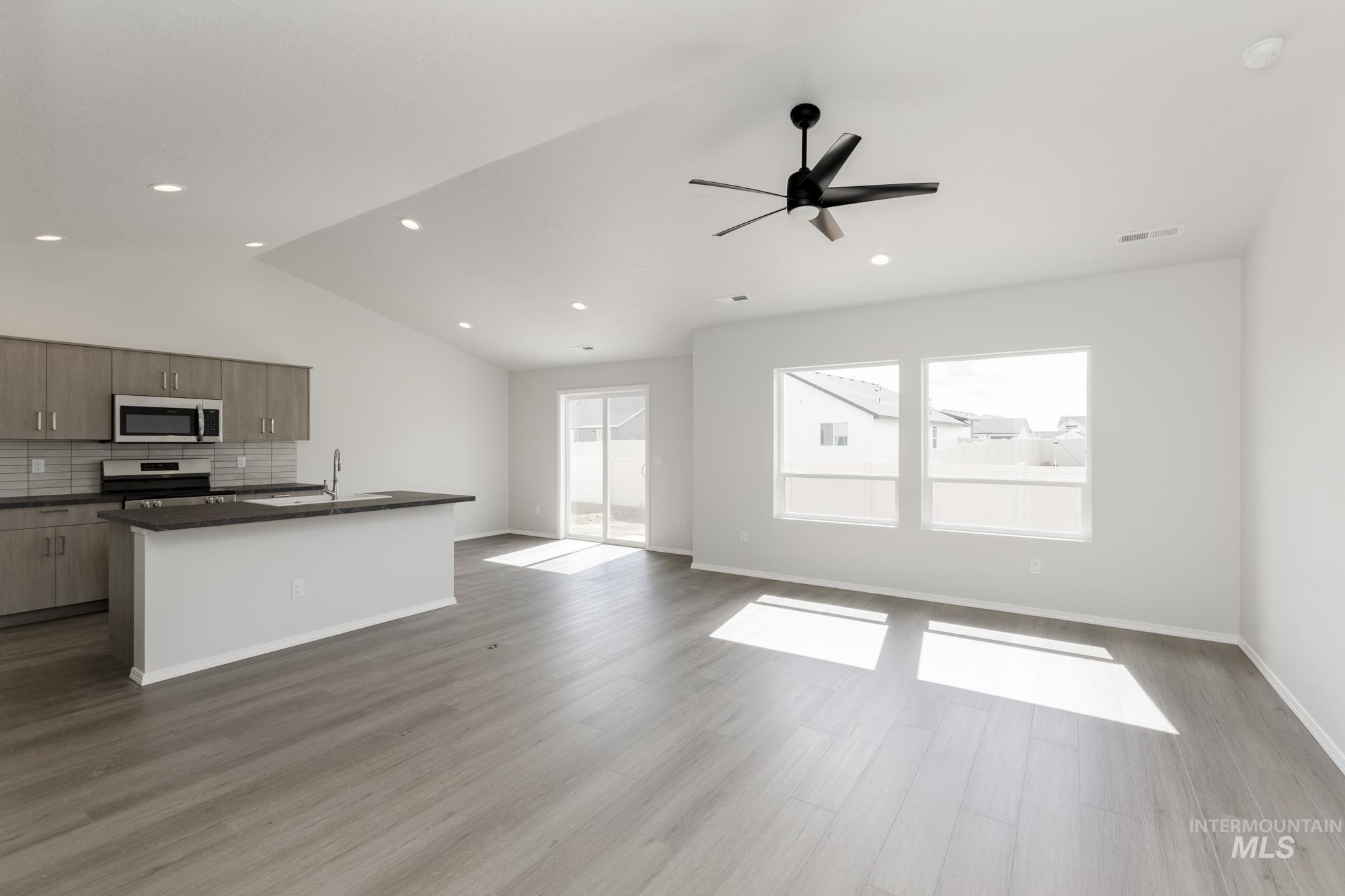 13668 Judson St, Caldwell, Idaho 83607, 4 Bedrooms, 2 Bathrooms, Residential For Sale, Price $414,990,MLS 98972746