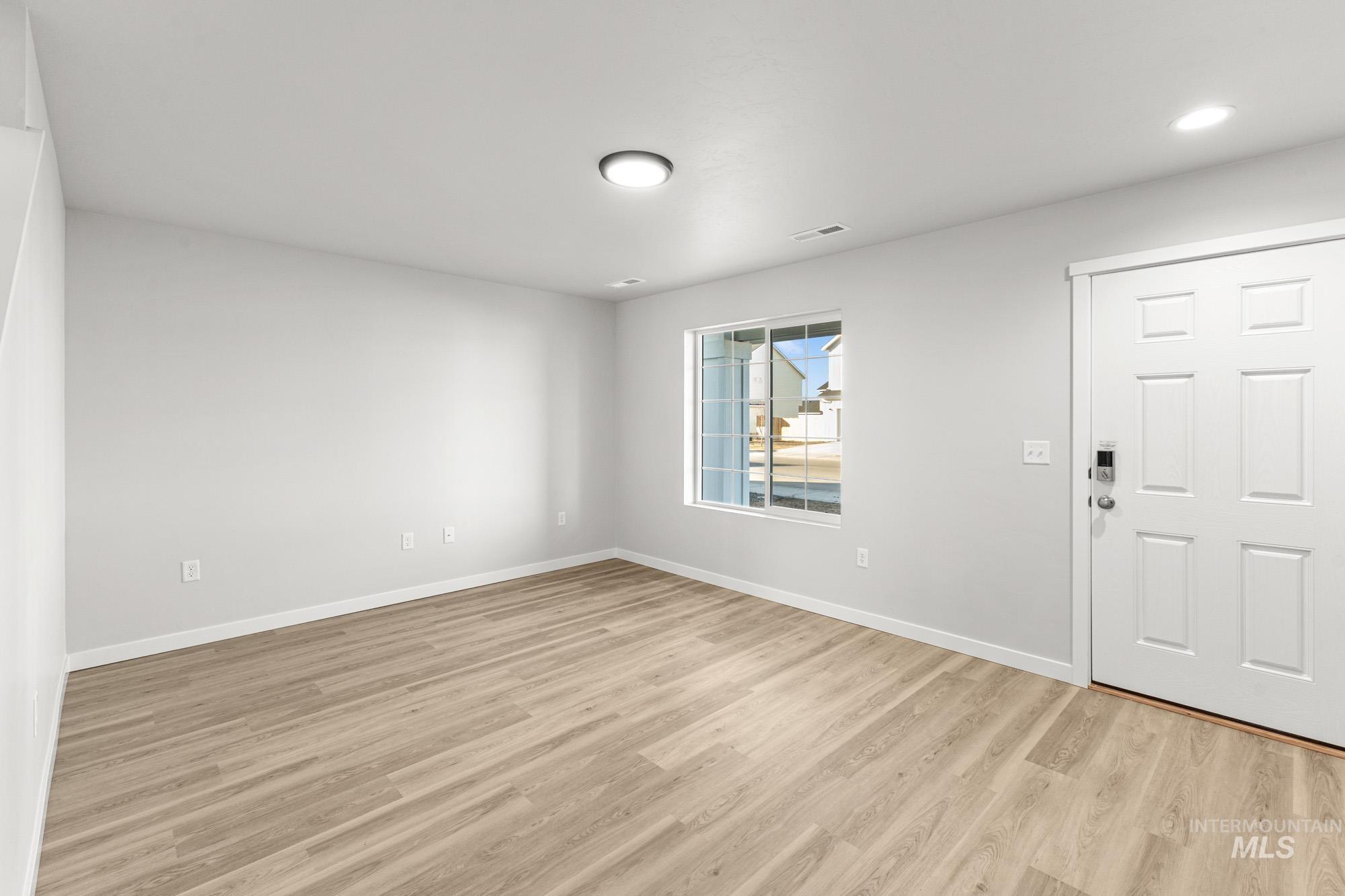 13699 Judson St, Caldwell, Idaho 83607, 5 Bedrooms, 3 Bathrooms, Residential For Sale, Price $449,990,MLS 98972749