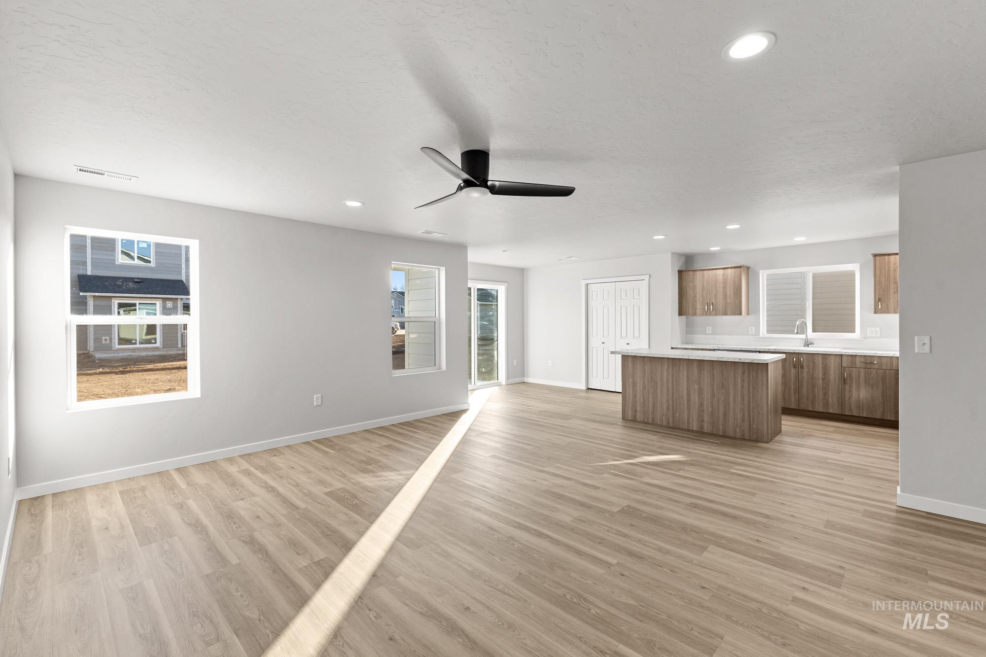 13699 Judson St, Caldwell, Idaho 83607, 5 Bedrooms, 3 Bathrooms, Residential For Sale, Price $449,990,MLS 98972749