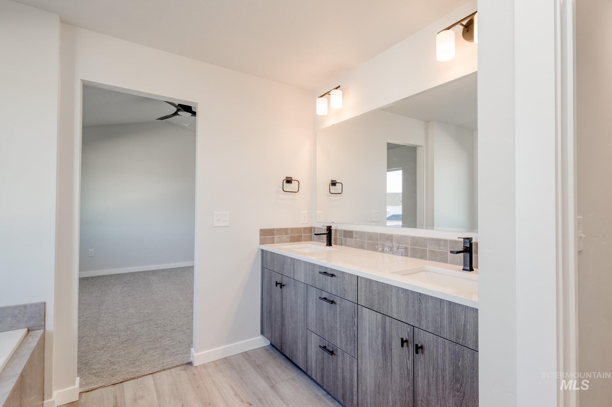 13685 Judson St, Caldwell, Idaho 83607, 4 Bedrooms, 2.5 Bathrooms, Residential For Sale, Price $494,990,MLS 98972750