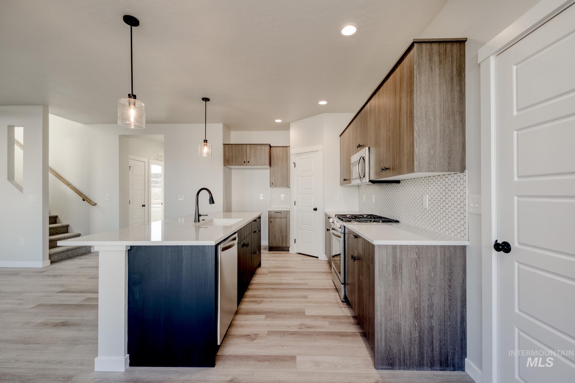 13685 Judson St, Caldwell, Idaho 83607, 4 Bedrooms, 2.5 Bathrooms, Residential For Sale, Price $494,990,MLS 98972750