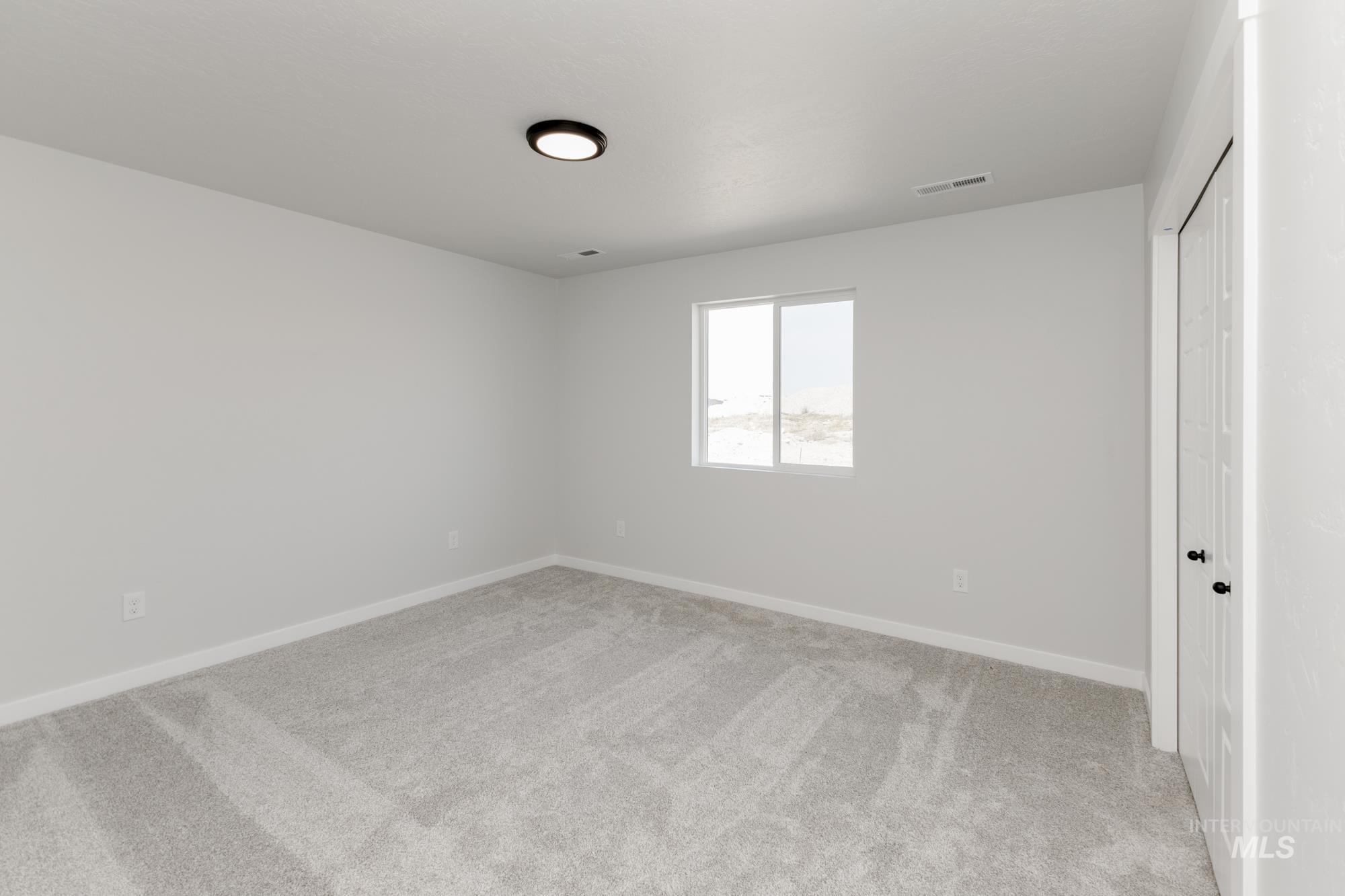 3763 E Syracuse St, Nampa, Idaho 83686, 3 Bedrooms, 2 Bathrooms, Residential For Sale, Price $369,990,MLS 98972751