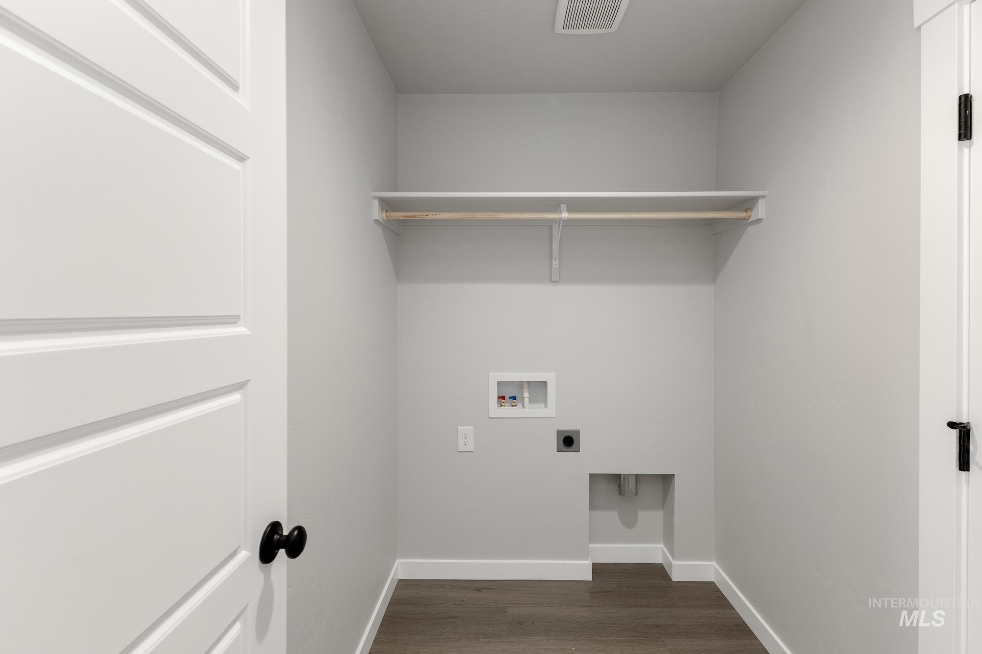 3753 E Syracuse St, Nampa, Idaho 83686, 3 Bedrooms, 2 Bathrooms, Residential For Sale, Price $379,990,MLS 98972753