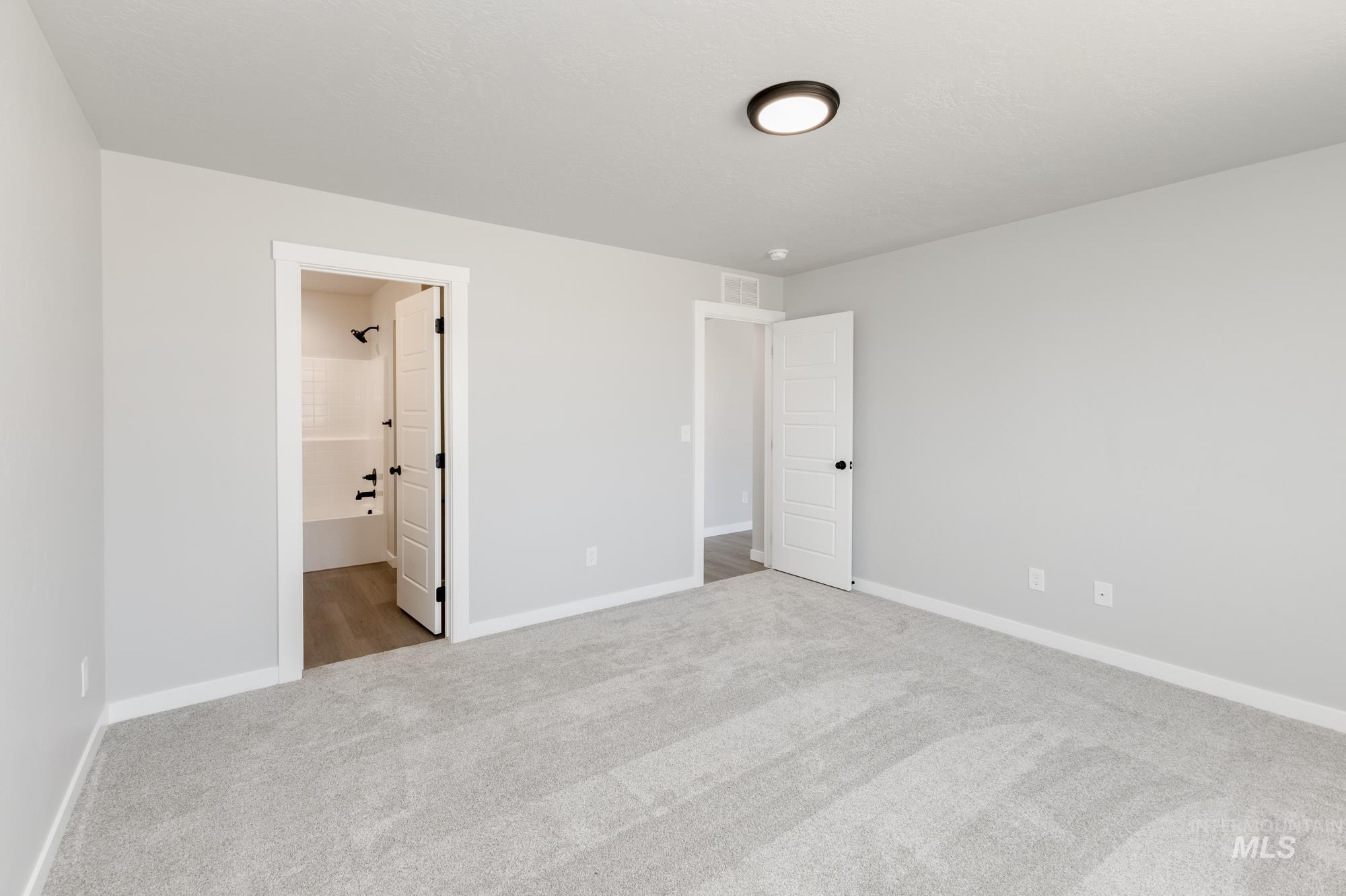 3753 E Syracuse St, Nampa, Idaho 83686, 3 Bedrooms, 2 Bathrooms, Residential For Sale, Price $379,990,MLS 98972753