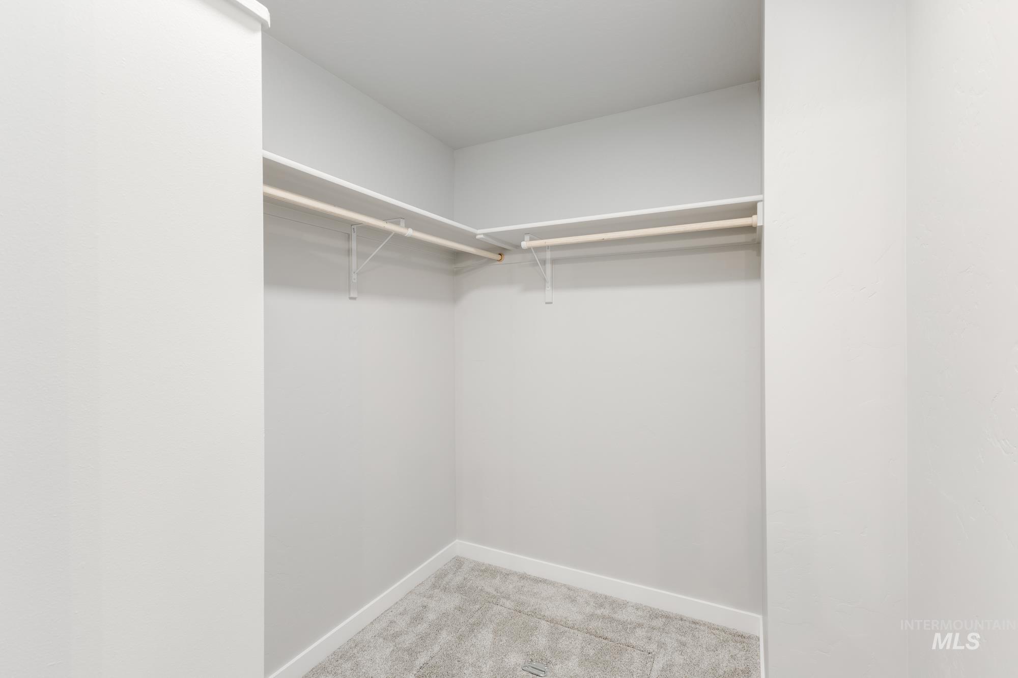 3753 E Syracuse St, Nampa, Idaho 83686, 3 Bedrooms, 2 Bathrooms, Residential For Sale, Price $379,990,MLS 98972753