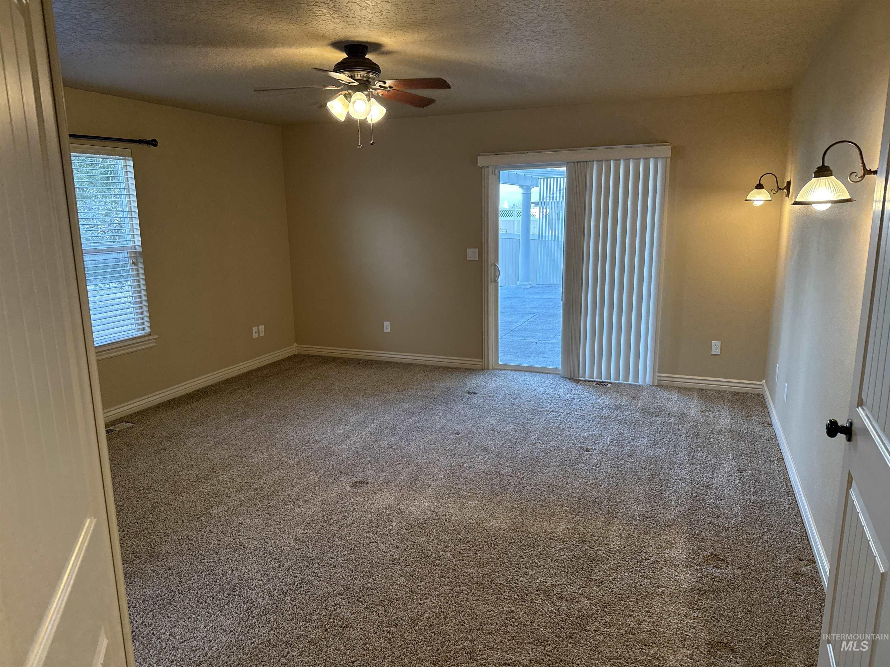 230 E Alexis Loop, Nampa, Idaho 83686-9403, 3 Bedrooms, 3 Bathrooms, Residential For Sale, Price $485,000,MLS 98972756