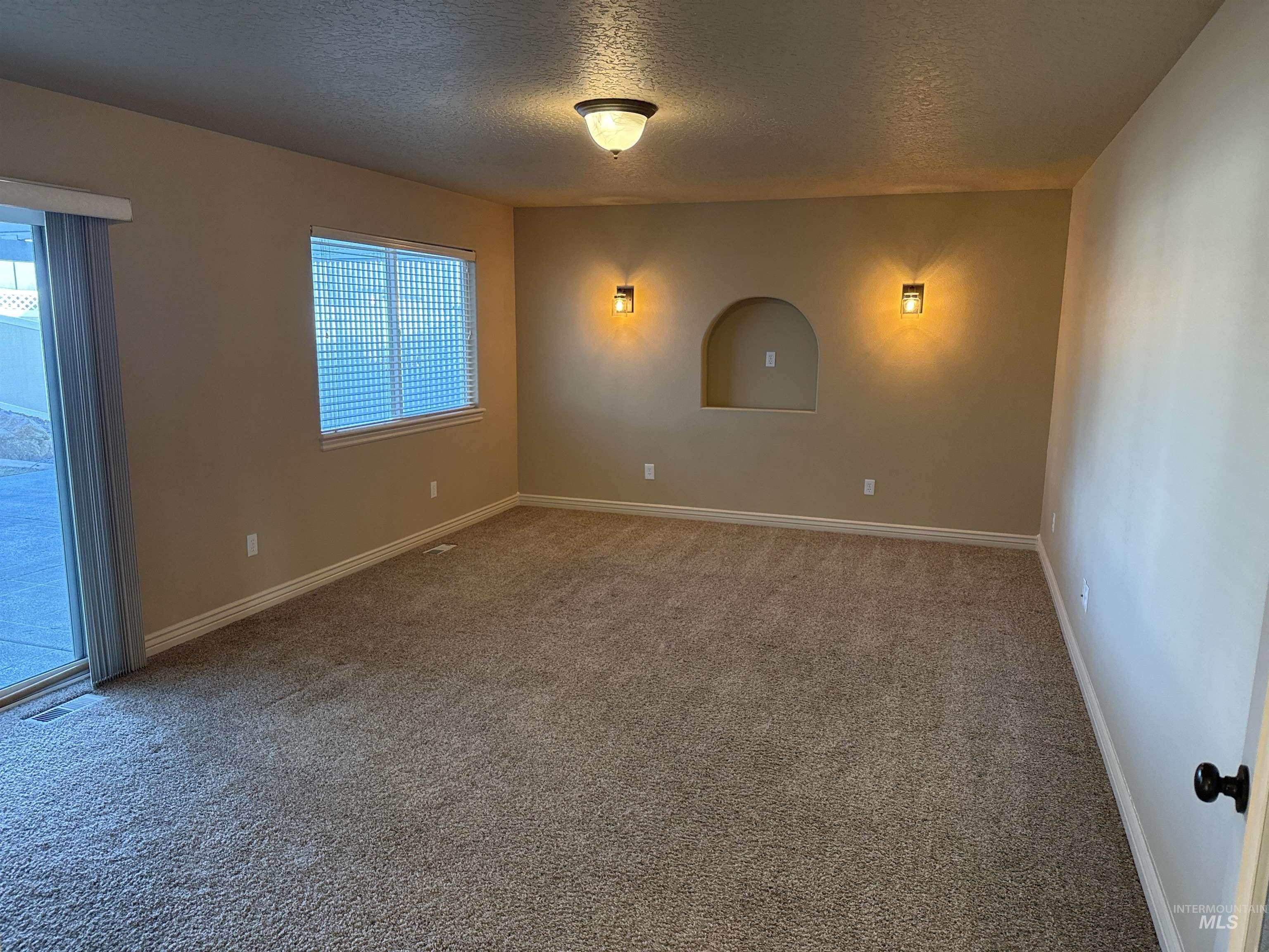 230 E Alexis Loop, Nampa, Idaho 83686-9403, 3 Bedrooms, 3 Bathrooms, Residential For Sale, Price $485,000,MLS 98972756