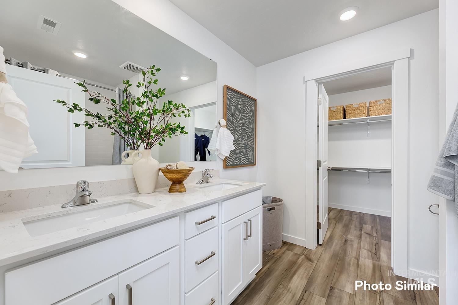 3058 N Kankakee Way, Kuna, Idaho 83634, 4 Bedrooms, 2 Bathrooms, Residential For Sale, Price $423,850,MLS 98972758