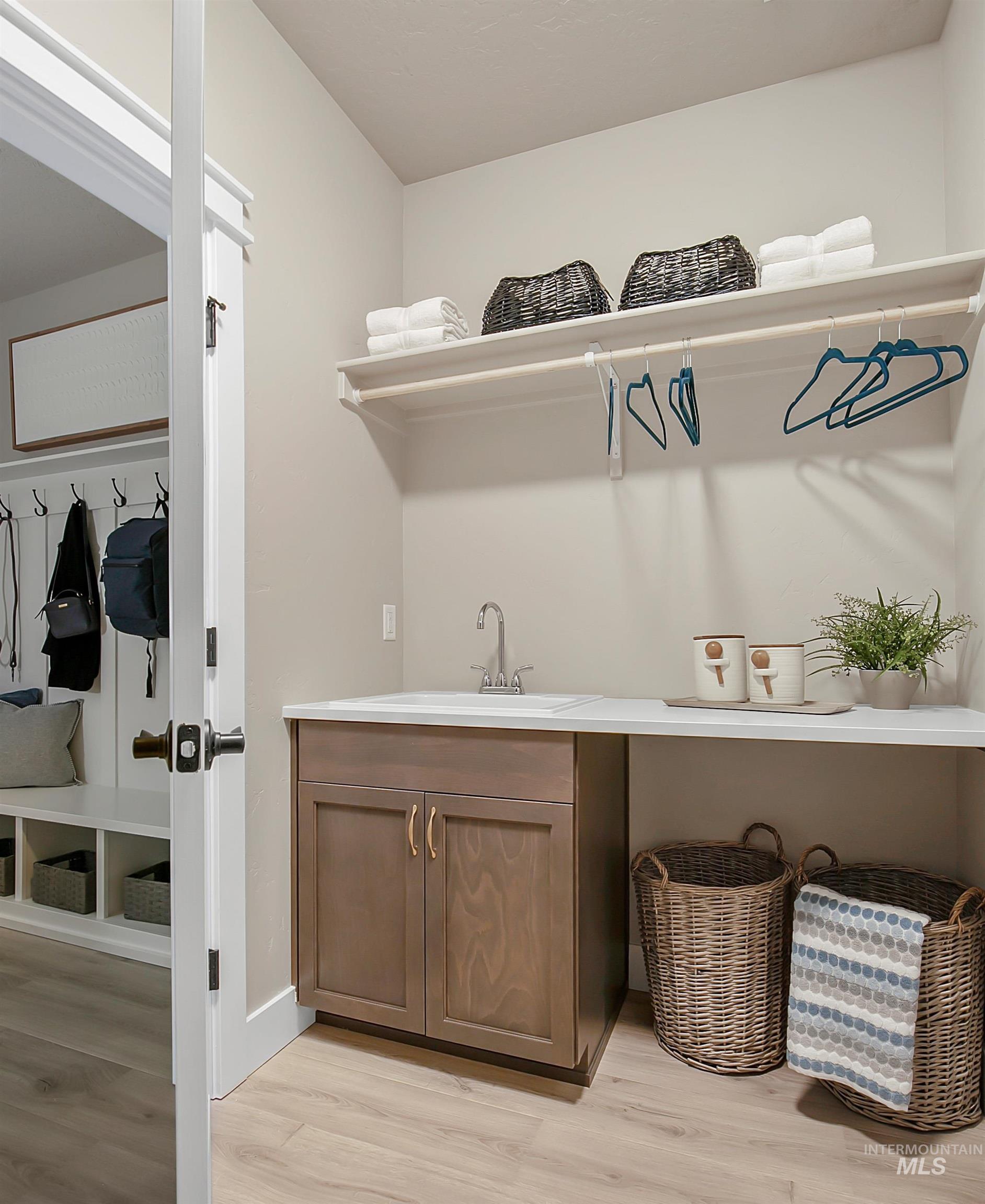 5877 W Ladle Rapids St, Meridian, Idaho 83646, 3 Bedrooms, 2.5 Bathrooms, Residential For Sale, Price $734,990,MLS 98972759