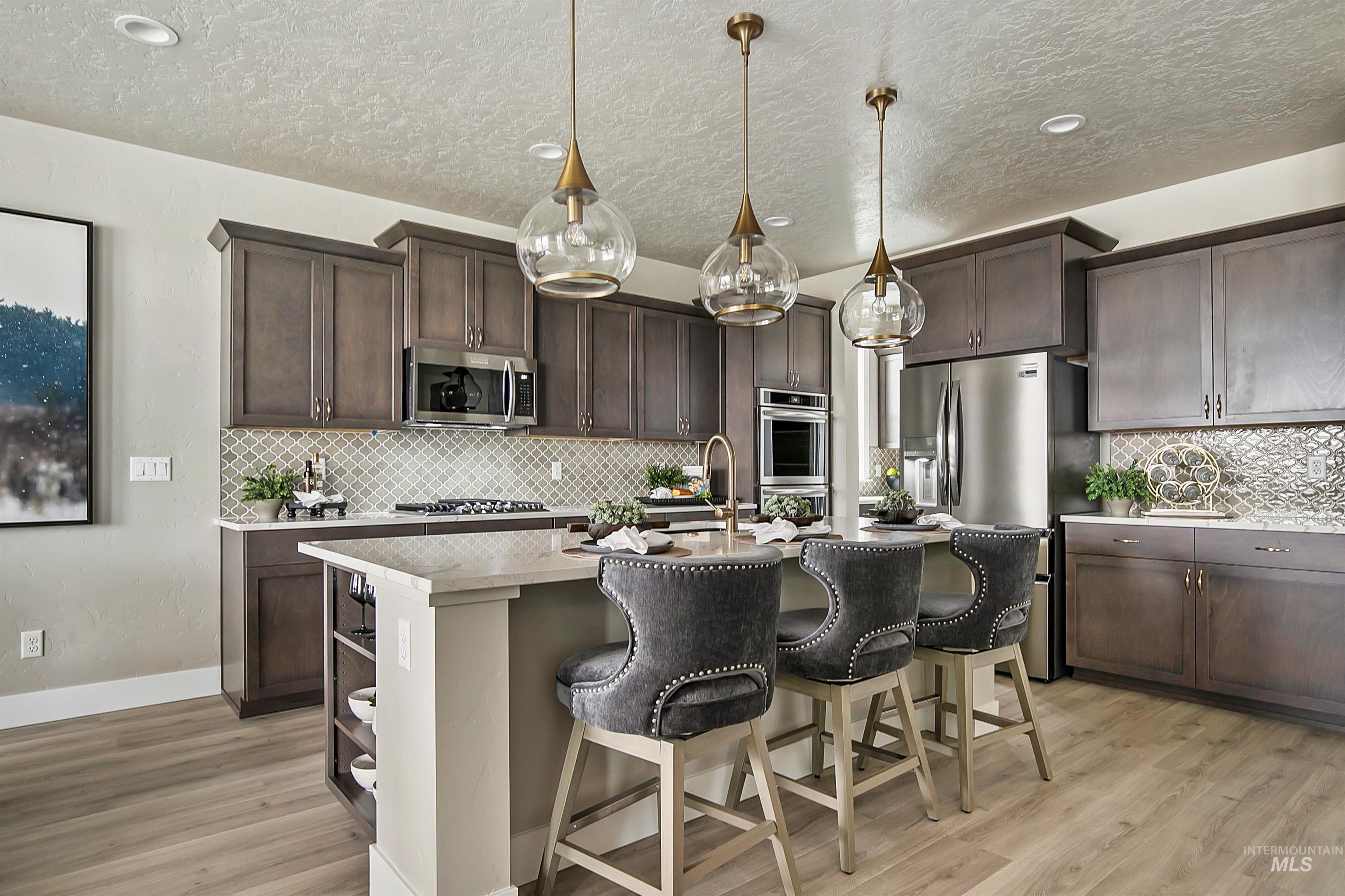 5877 W Ladle Rapids St, Meridian, Idaho 83646, 3 Bedrooms, 2.5 Bathrooms, Residential For Sale, Price $734,990,MLS 98972759