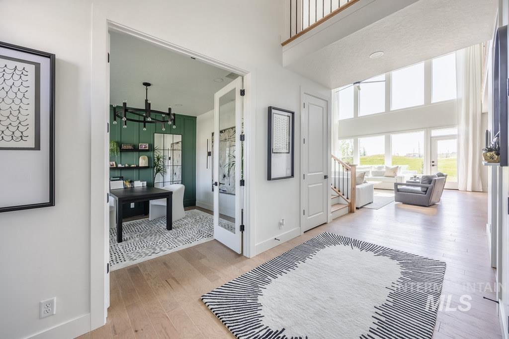 7385 W Flathead Lake St, Eagle, Idaho 83616-1485, 3 Bedrooms, 2.5 Bathrooms, Residential For Sale, Price $924,900,MLS 98972760