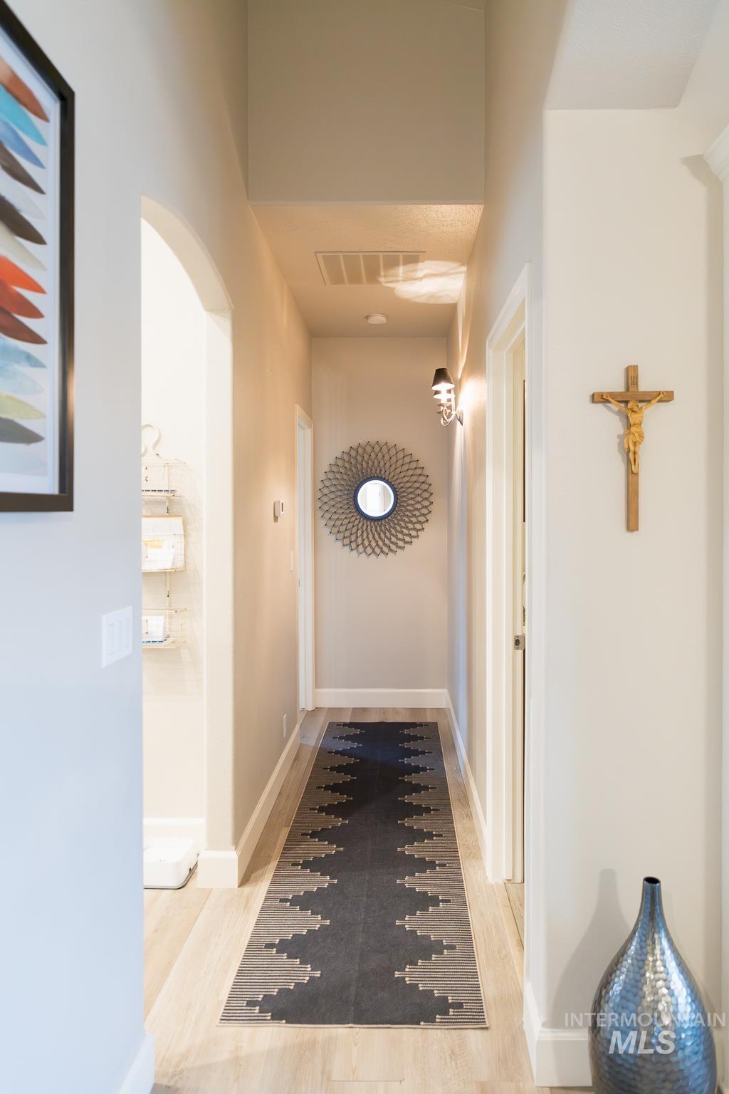 641 NW 15th St., Ontario, Oregon 97914, 3 Bedrooms, 2 Bathrooms, Residential For Sale, Price $409,900,MLS 98972763