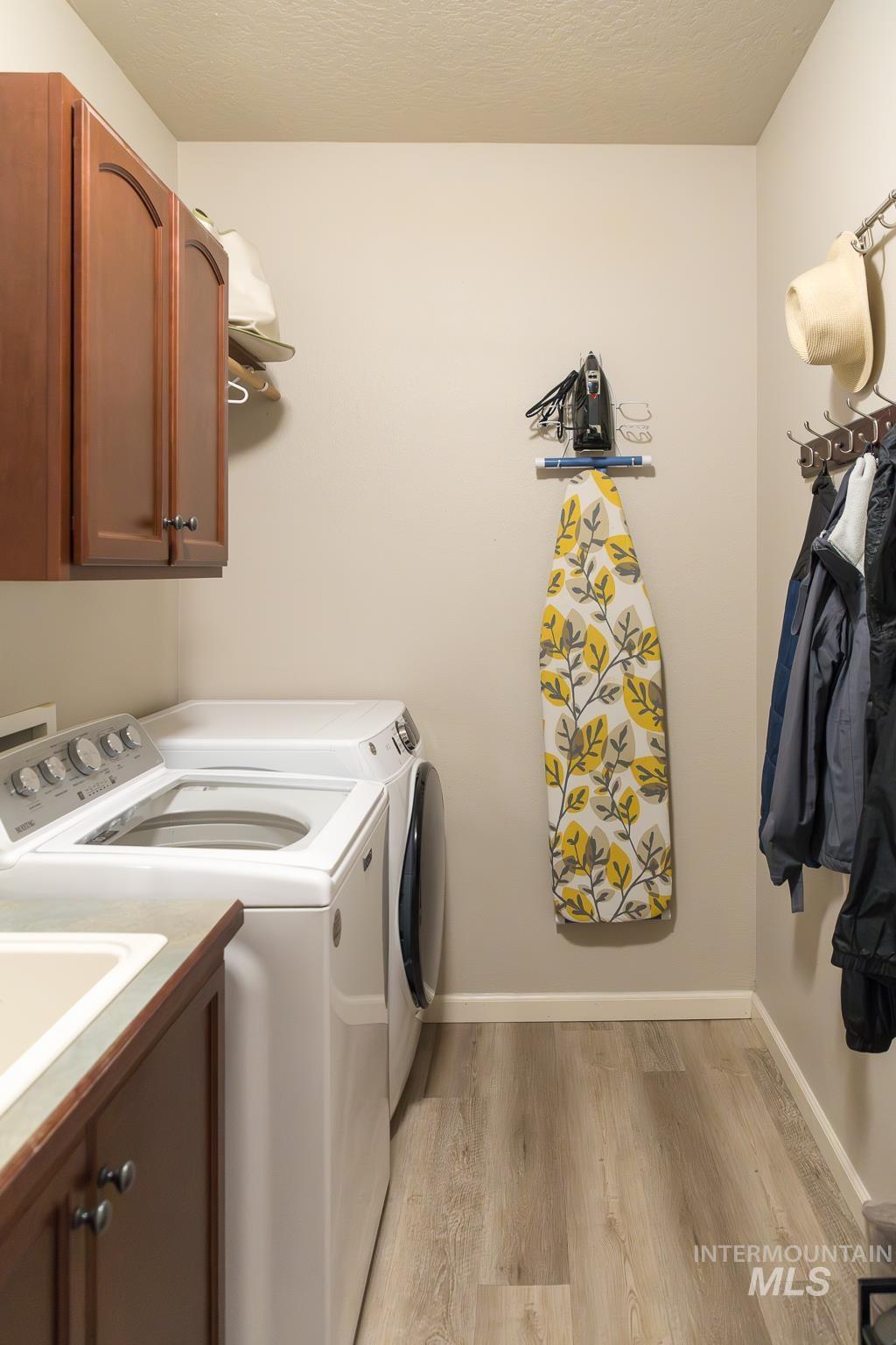 641 NW 15th St., Ontario, Oregon 97914, 3 Bedrooms, 2 Bathrooms, Residential For Sale, Price $409,900,MLS 98972763