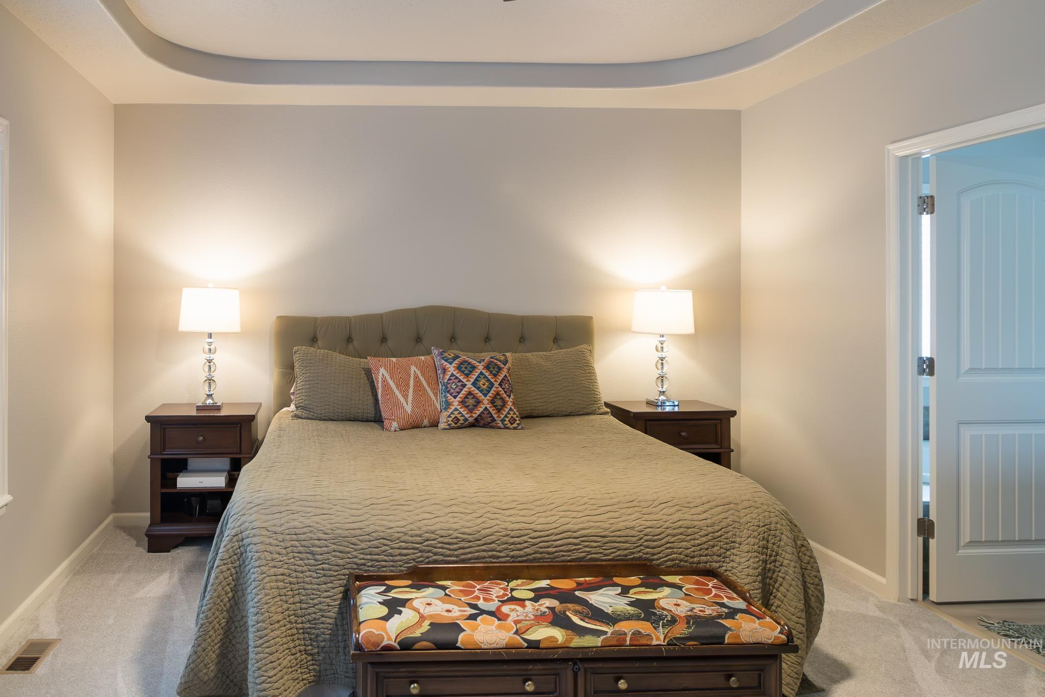 641 NW 15th St., Ontario, Oregon 97914, 3 Bedrooms, 2 Bathrooms, Residential For Sale, Price $429,900,MLS 98972763