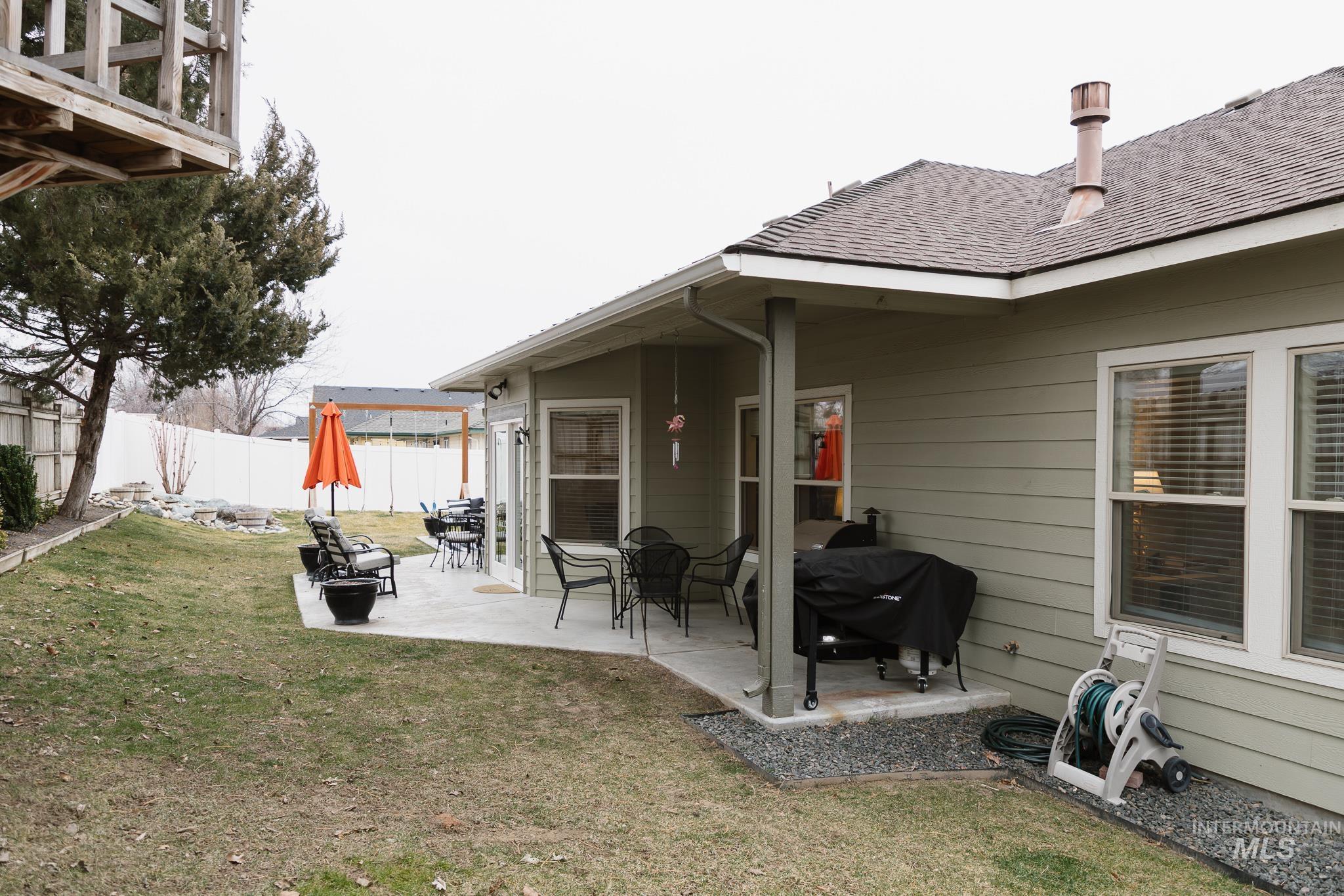 641 NW 15th St., Ontario, Oregon 97914, 3 Bedrooms, 2 Bathrooms, Residential For Sale, Price $409,900,MLS 98972763