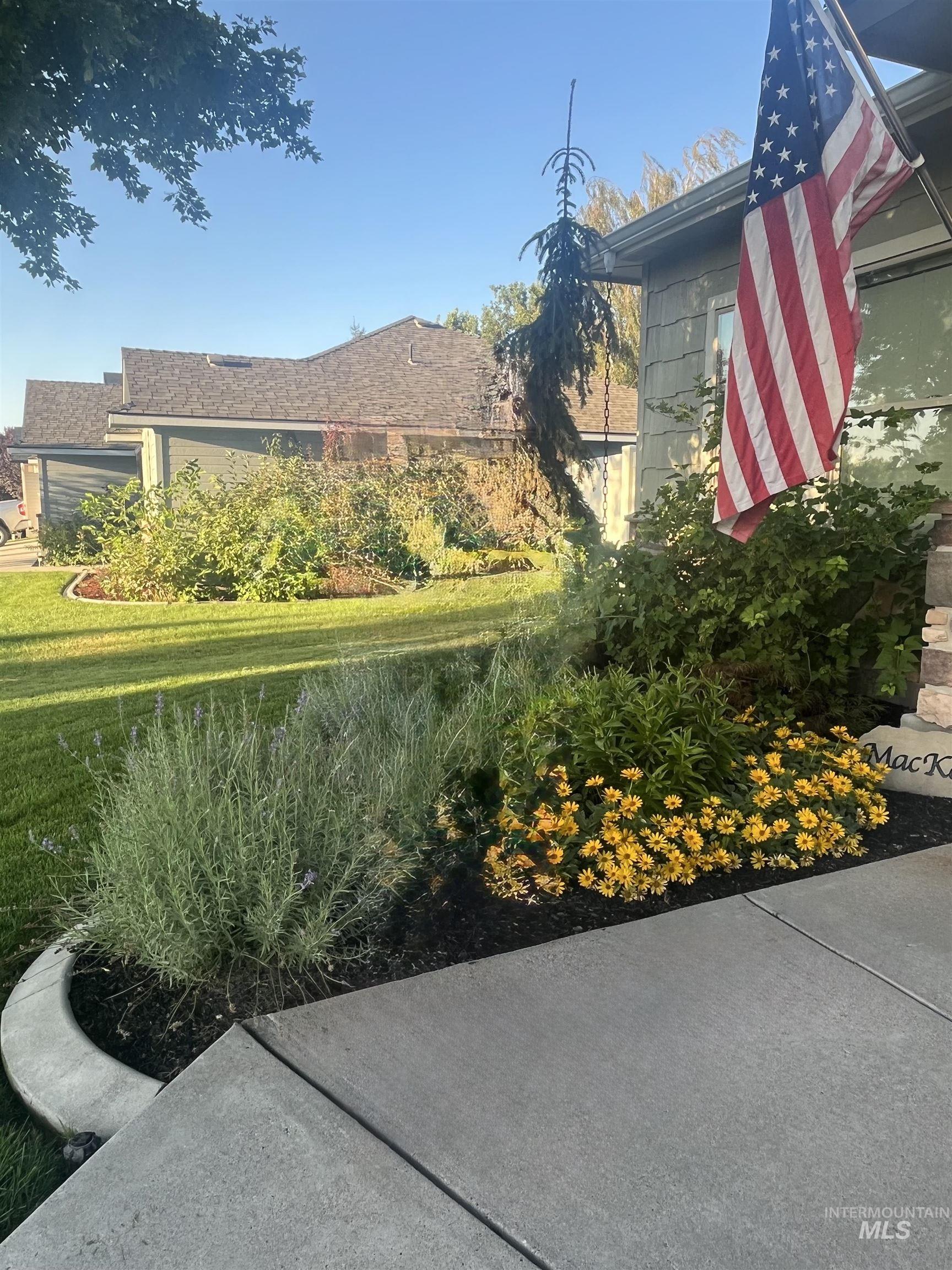 641 NW 15th St., Ontario, Oregon 97914, 3 Bedrooms, 2 Bathrooms, Residential For Sale, Price $409,900,MLS 98972763