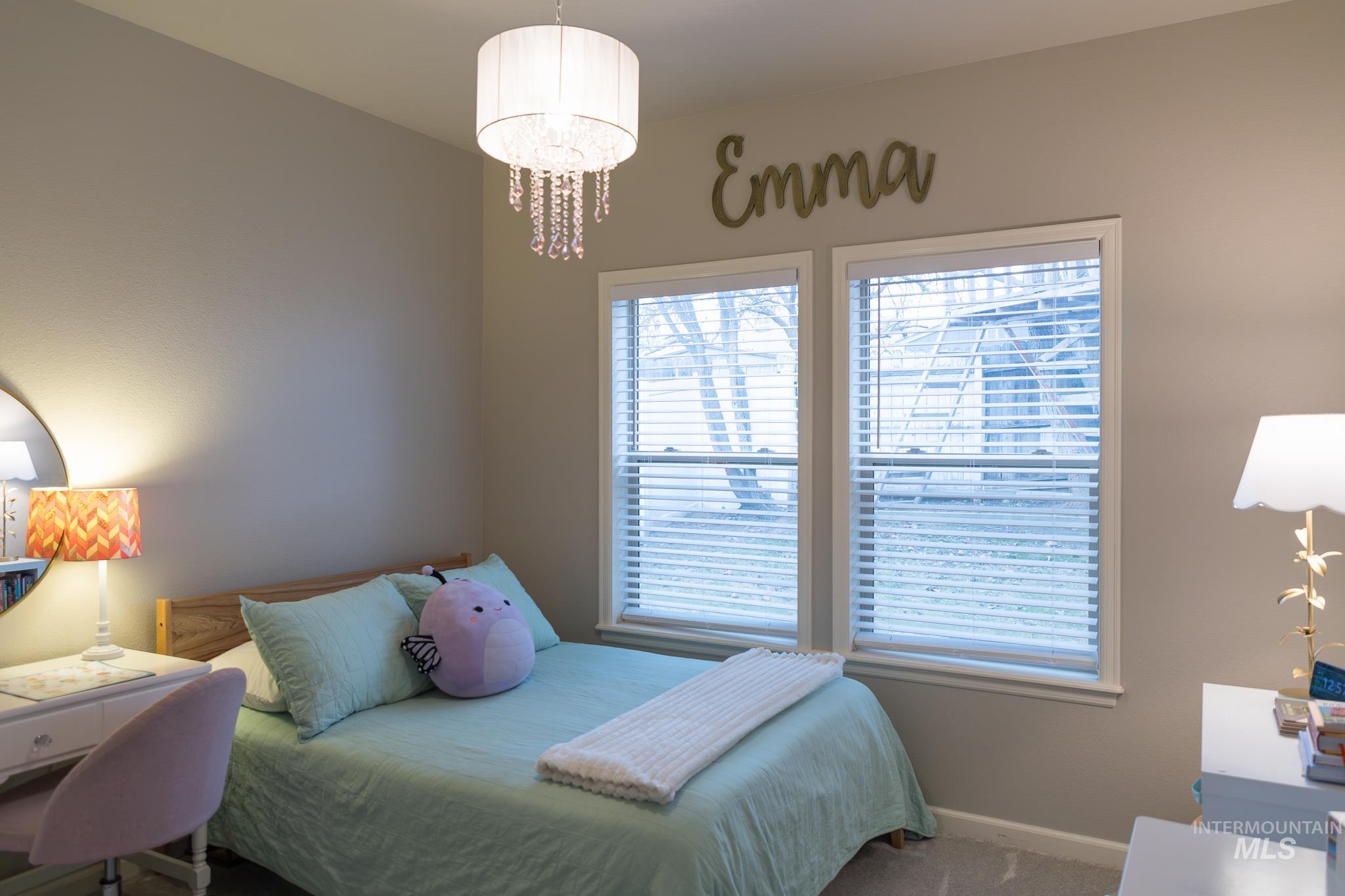 641 NW 15th St., Ontario, Oregon 97914, 3 Bedrooms, 2 Bathrooms, Residential For Sale, Price $429,900,MLS 98972763