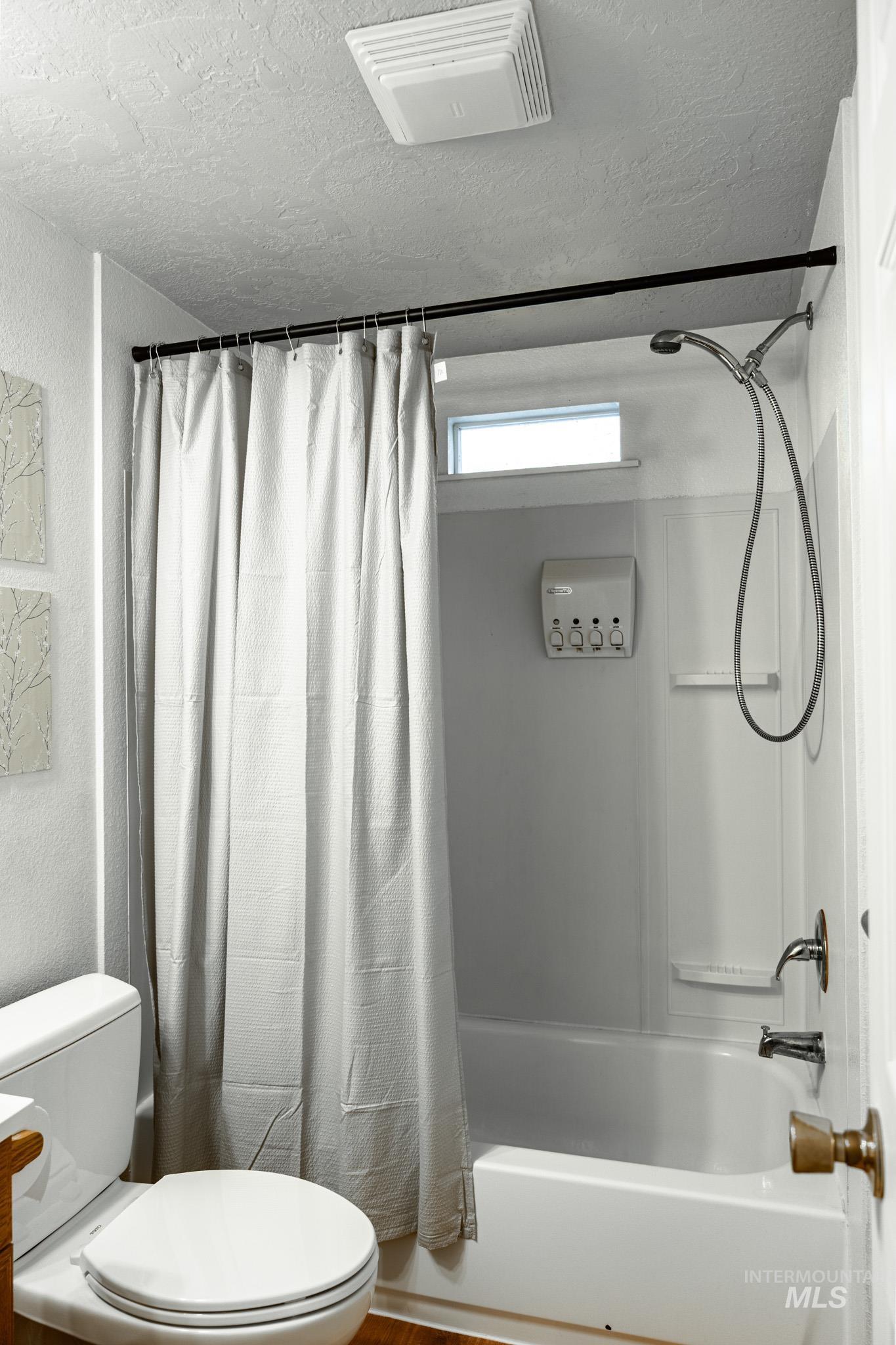 759 NW 8th St, Ontario, Oregon 97914-0000, 3 Bedrooms, 2 Bathrooms, Residential For Sale, Price $94,999,MLS 98972764